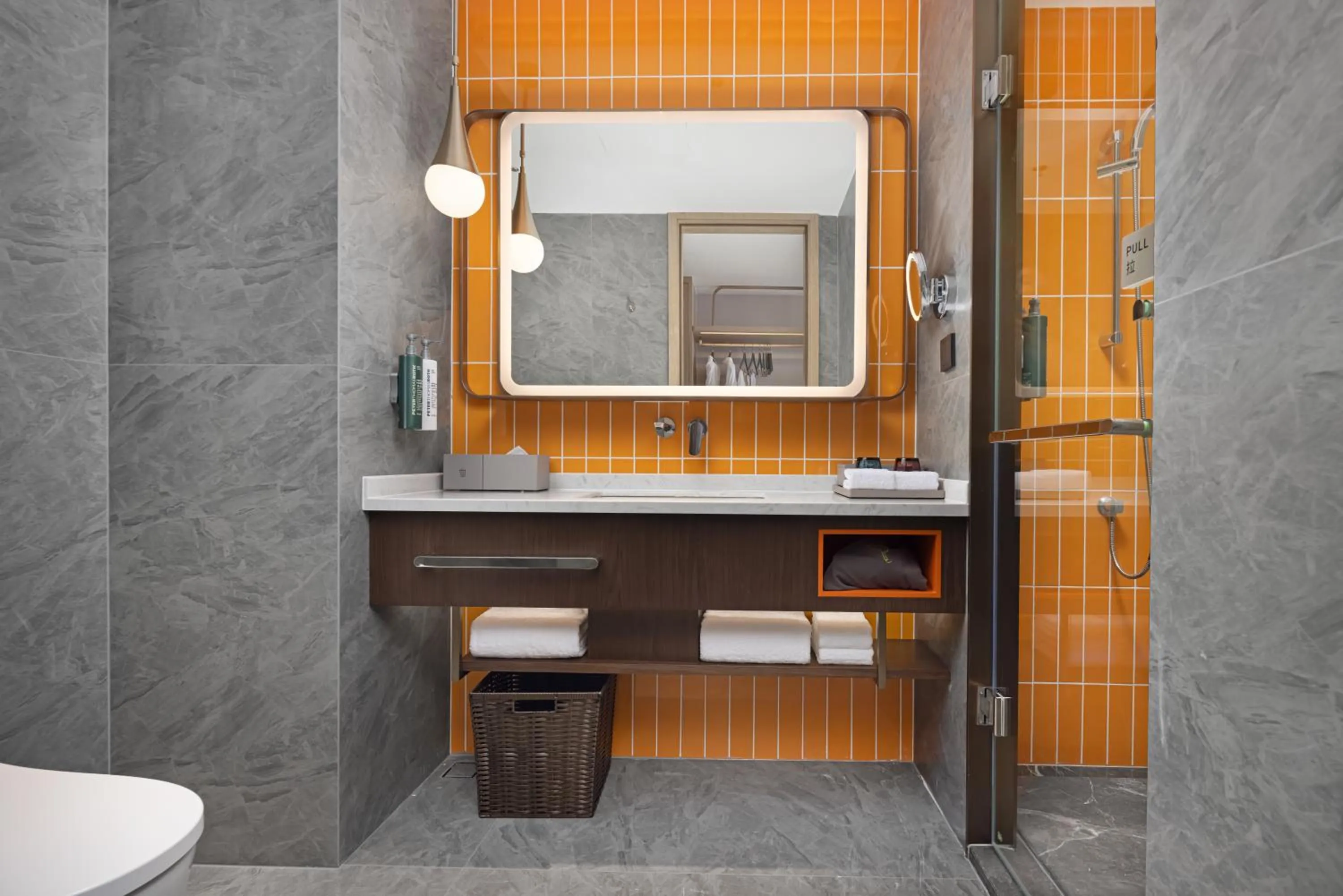 Toilet in Home2 Suite by Hilton Guiyang Nanming Jiaxiu