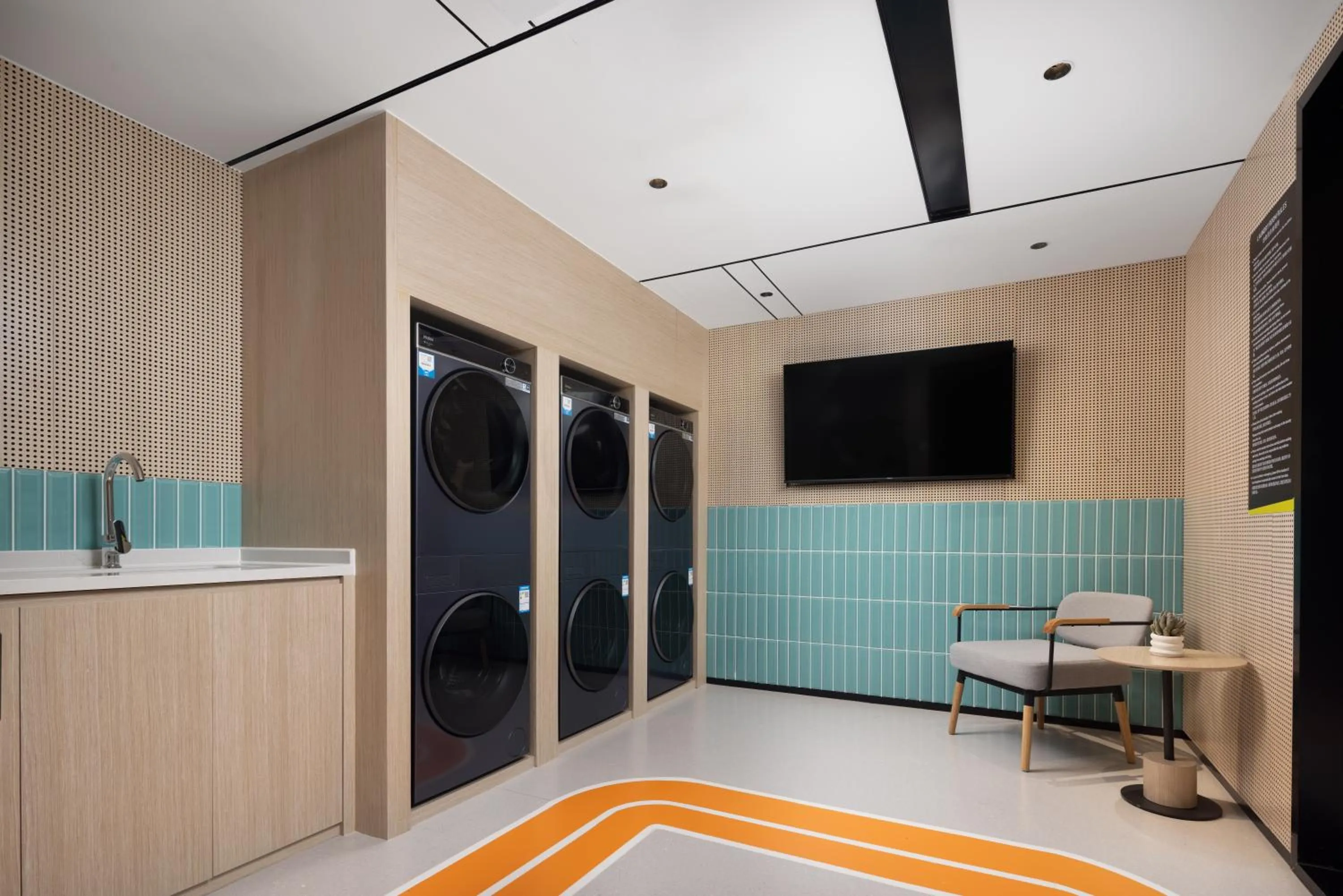 laundry in Home2 Suite by Hilton Guiyang Nanming Jiaxiu
