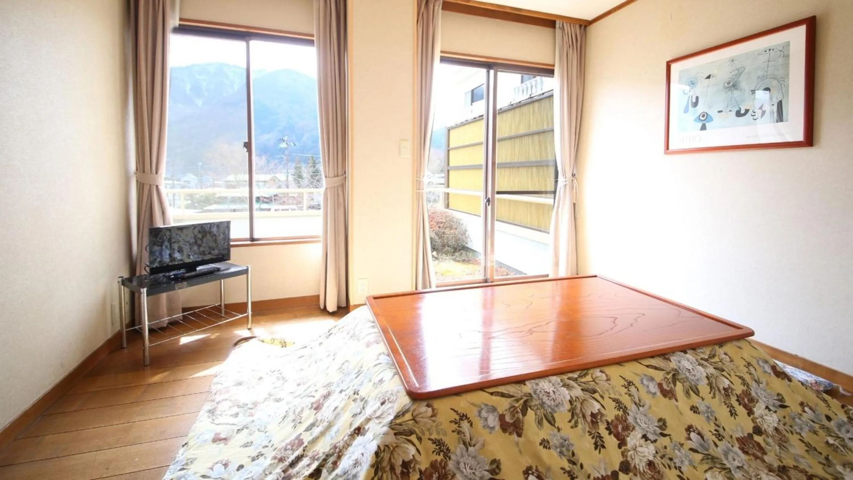 Photo of the whole room, Bed in Ashiwada Hotel