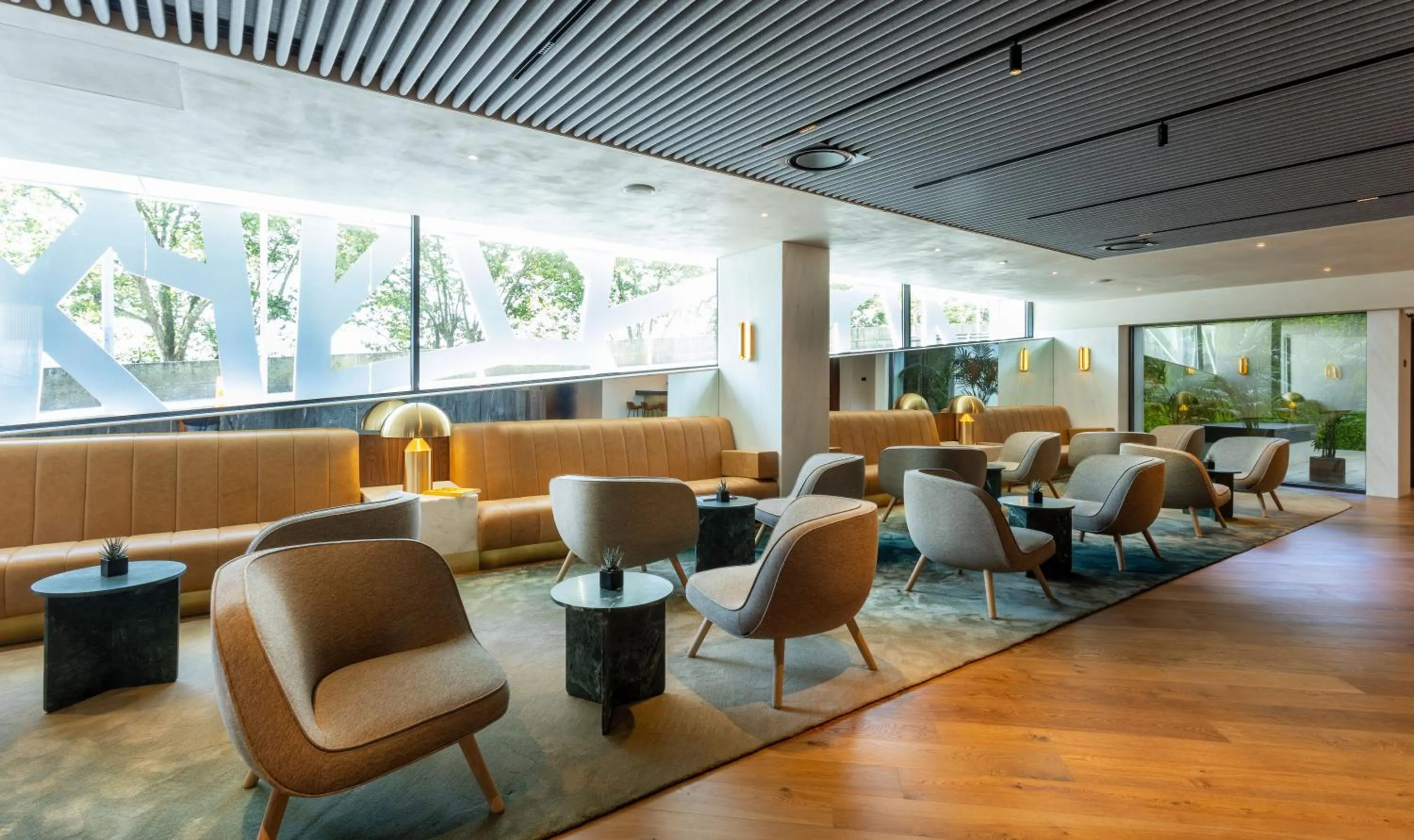 Lounge or bar in Altis Porto Hotel