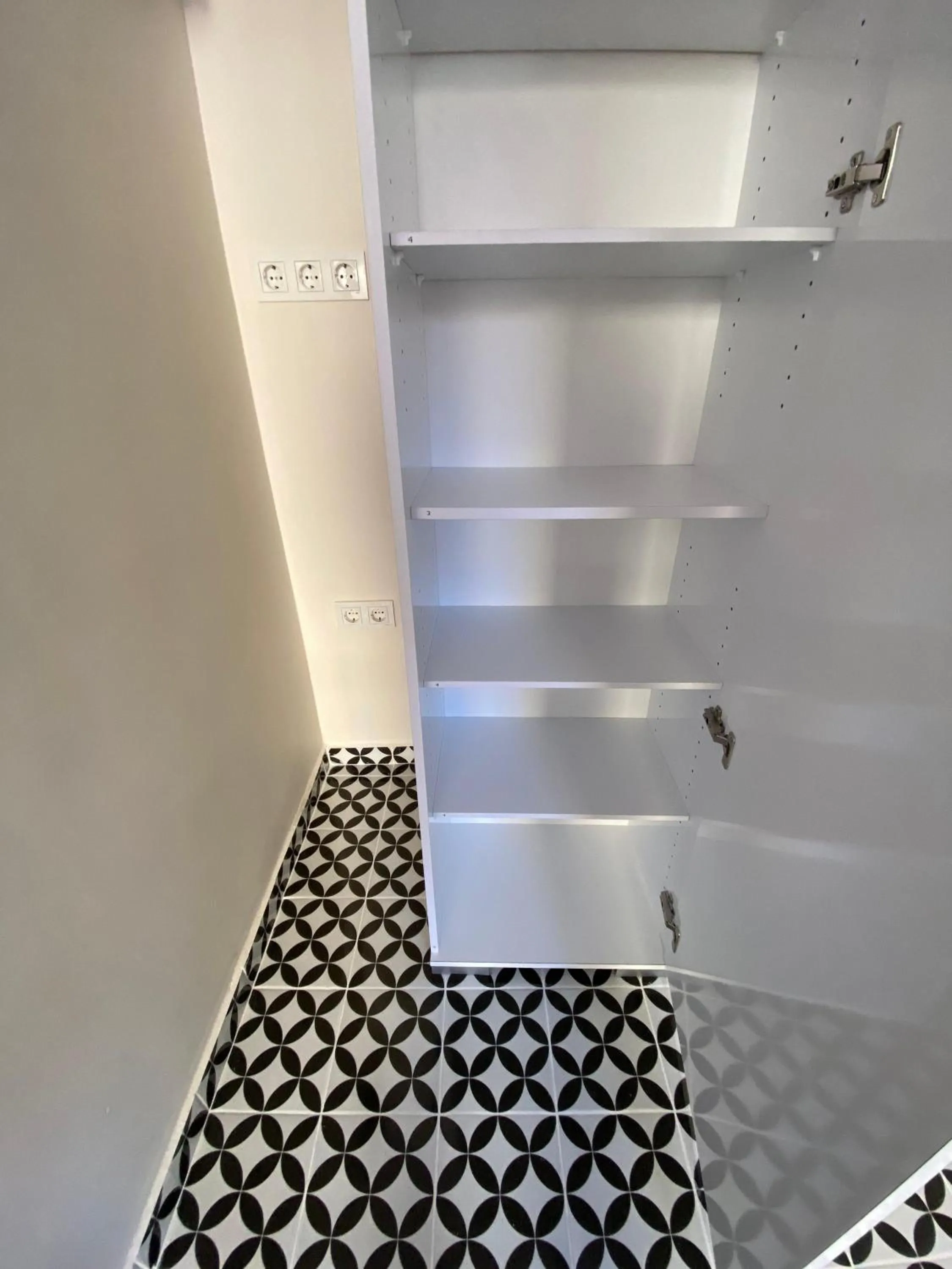 wardrobe in Sapphire Suites Taksim