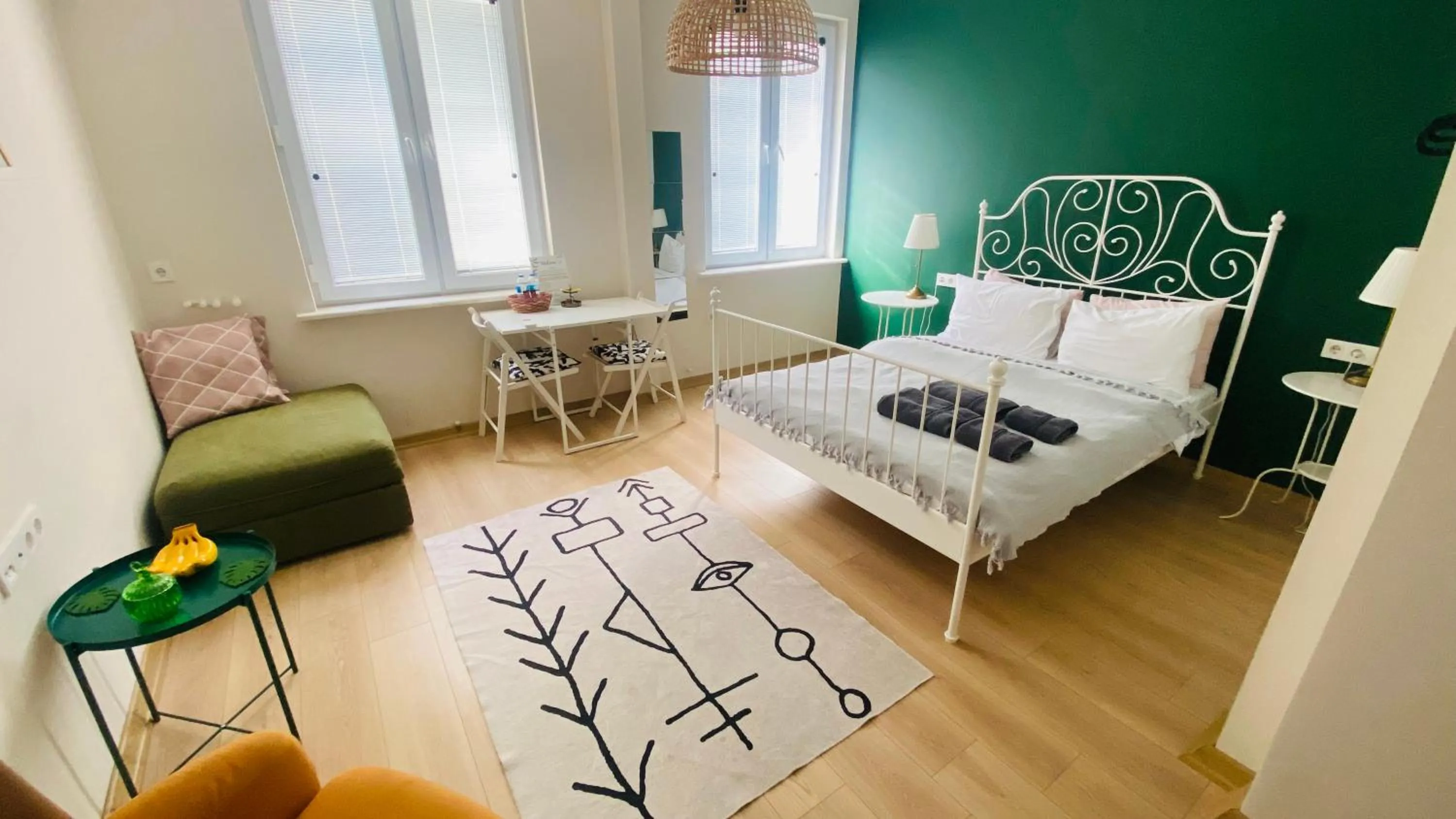 Bedroom, Bed in Sapphire Suites Taksim