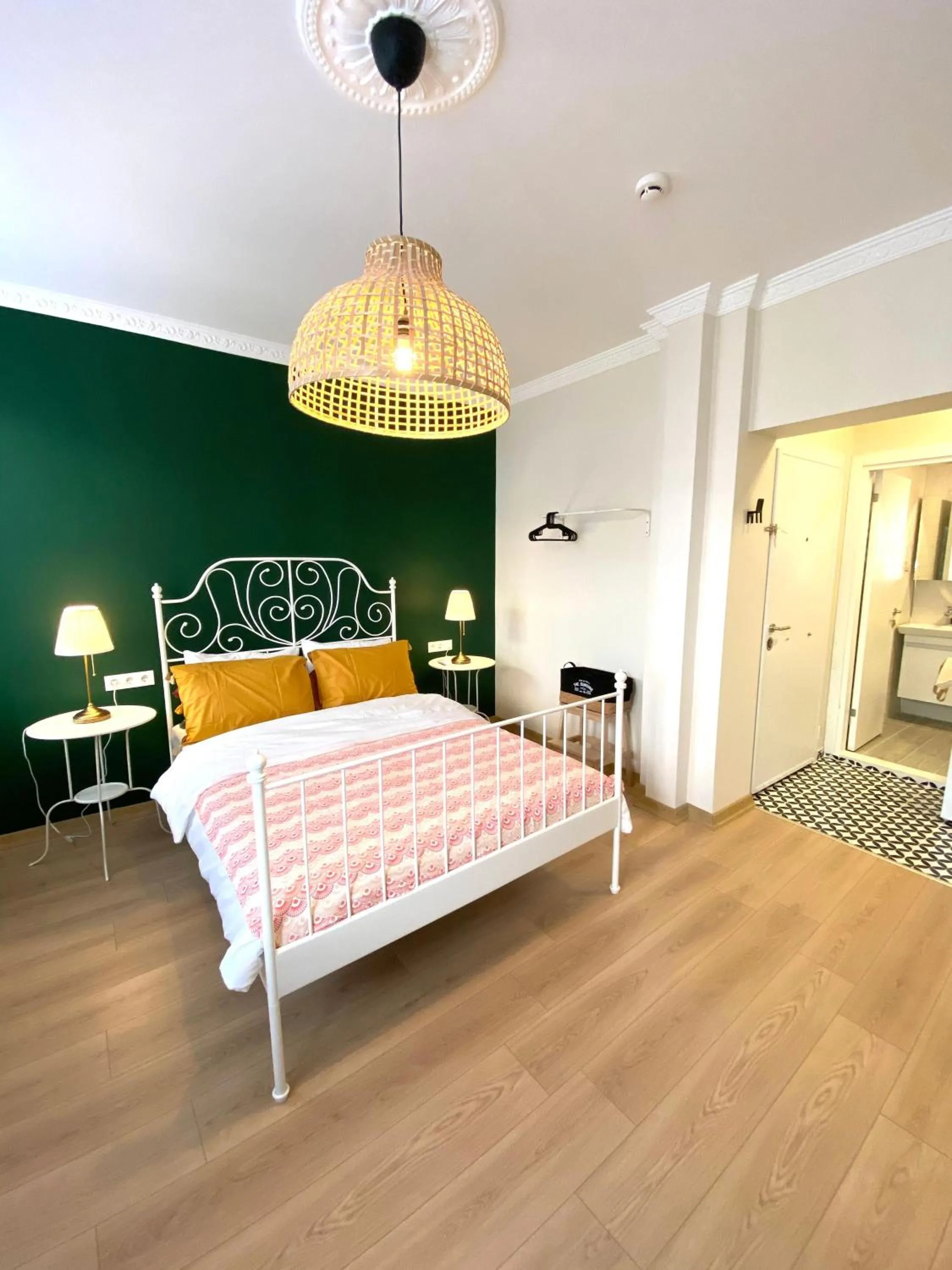 Bedroom, Bed in Sapphire Suites Taksim