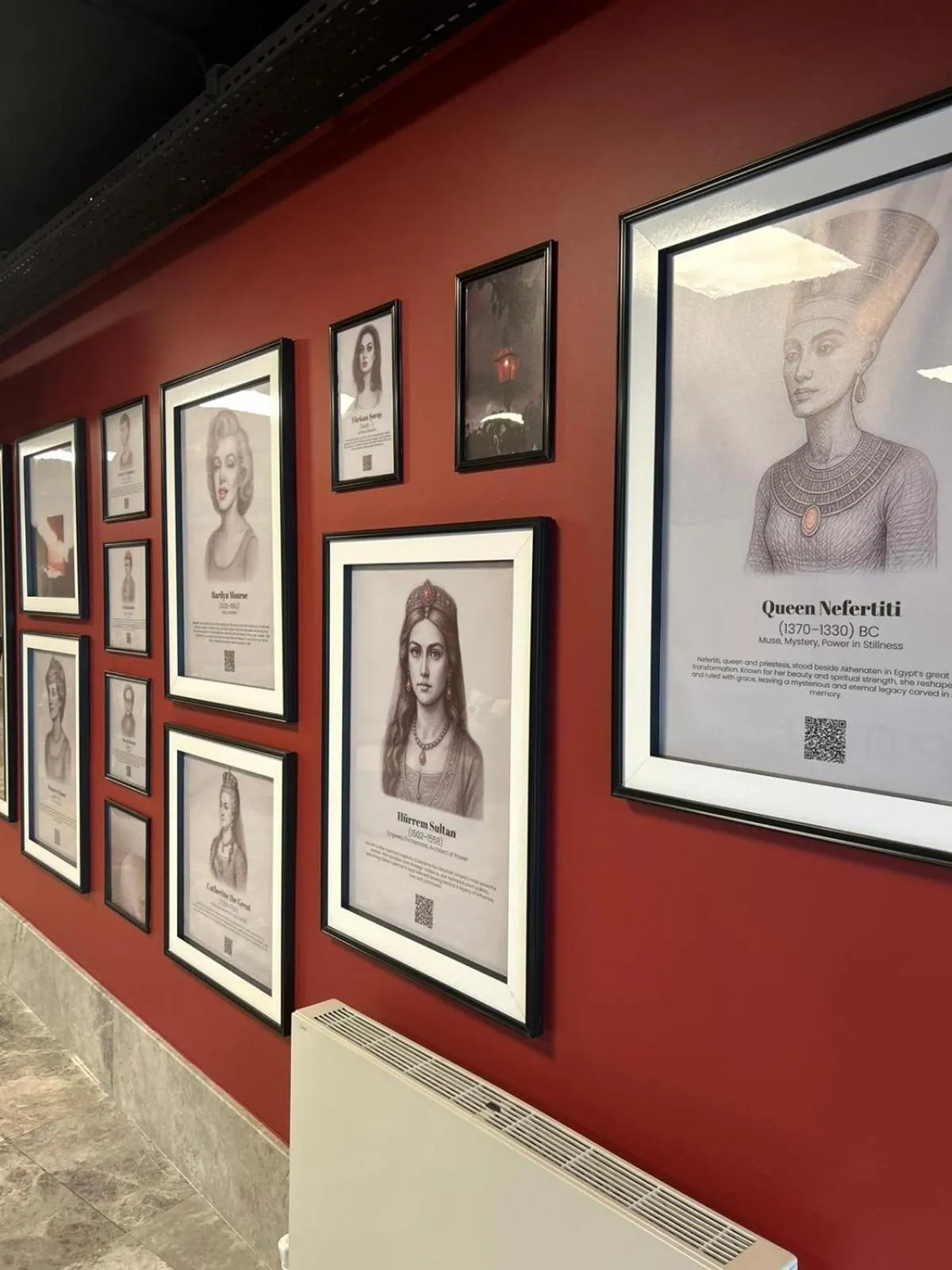 Lobby or reception in Frezya - Exclusively Woman