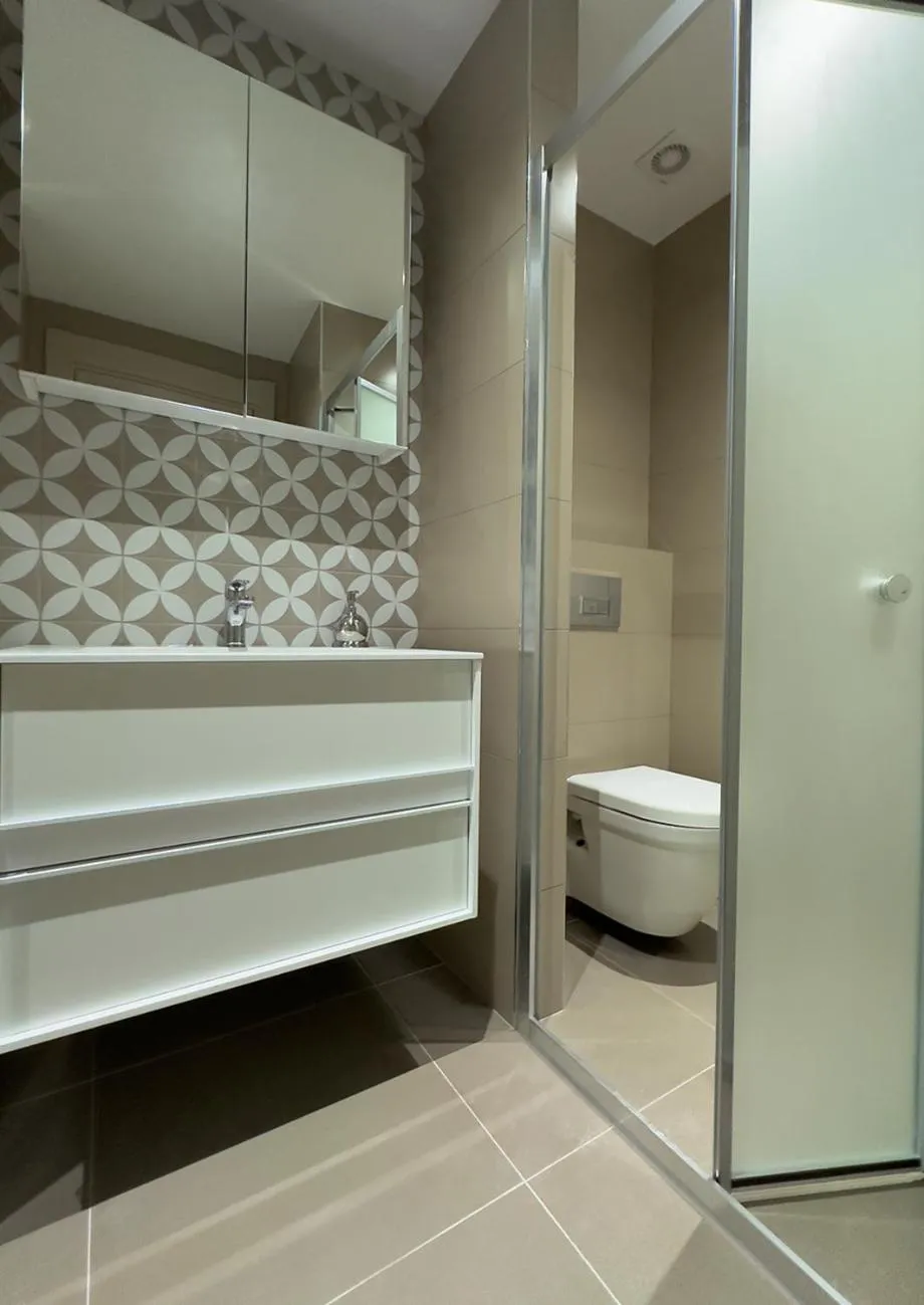 Bathroom in Frezya - Exclusively Woman