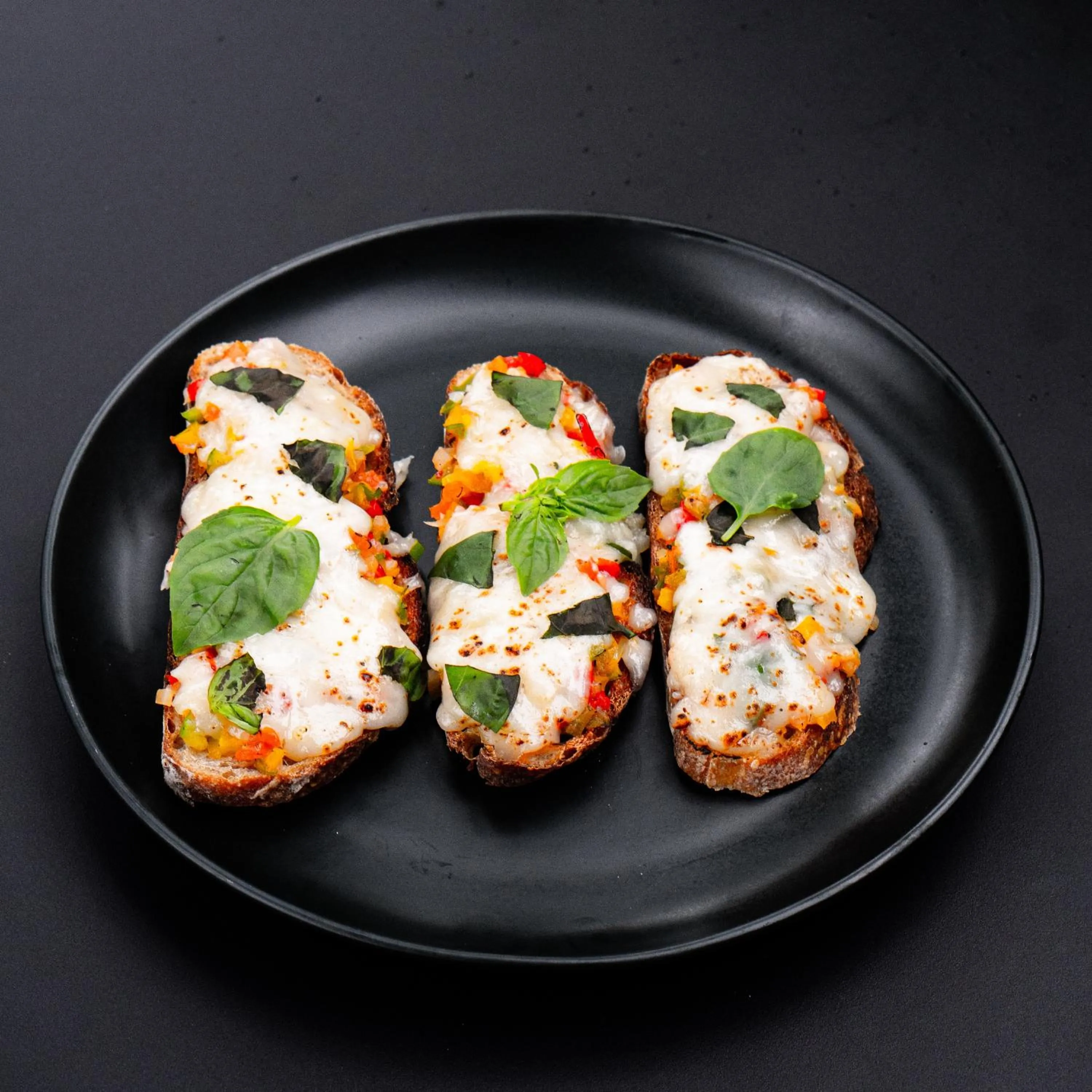 Restaurant/places to eat in Tut Winten a Tranquil Living Villa Ubud