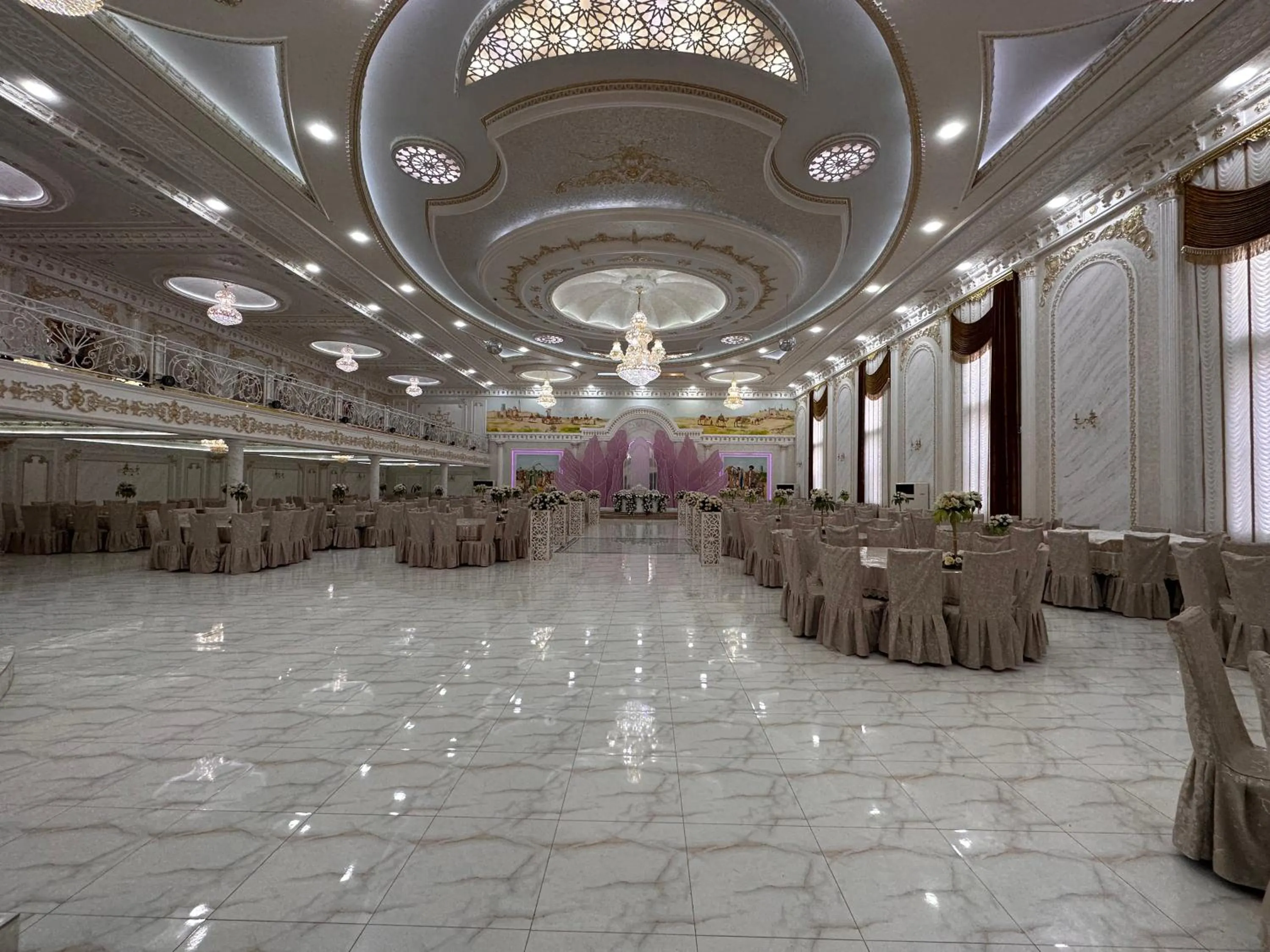 Restaurant/places to eat in Qibla Tozabog