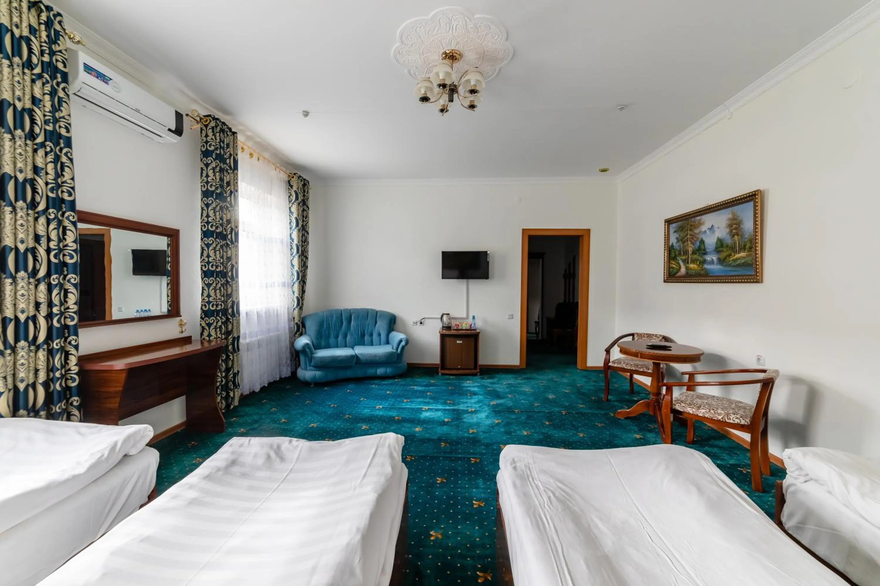 Bed in Qibla Tozabog