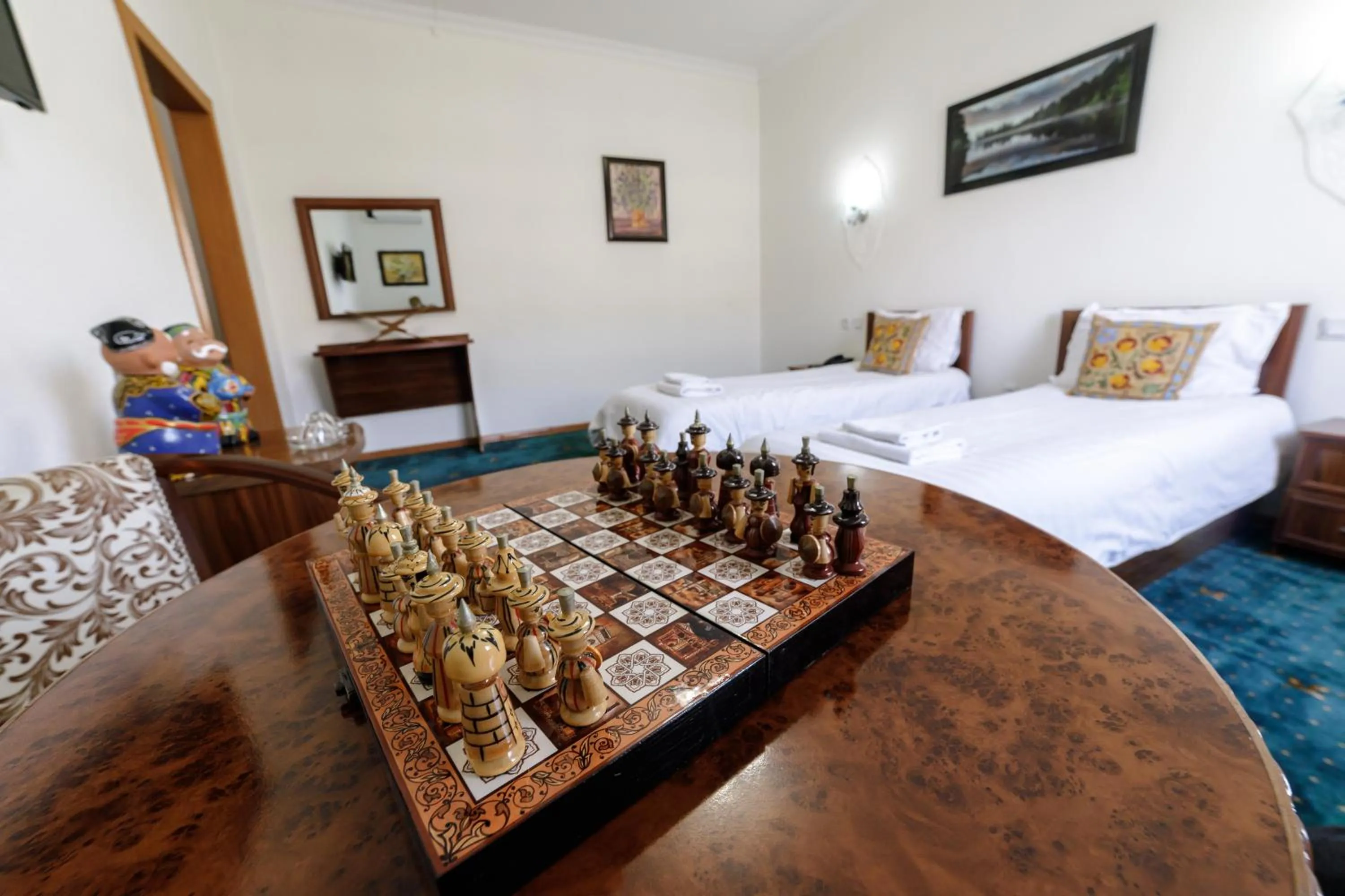 Bed in Qibla Tozabog