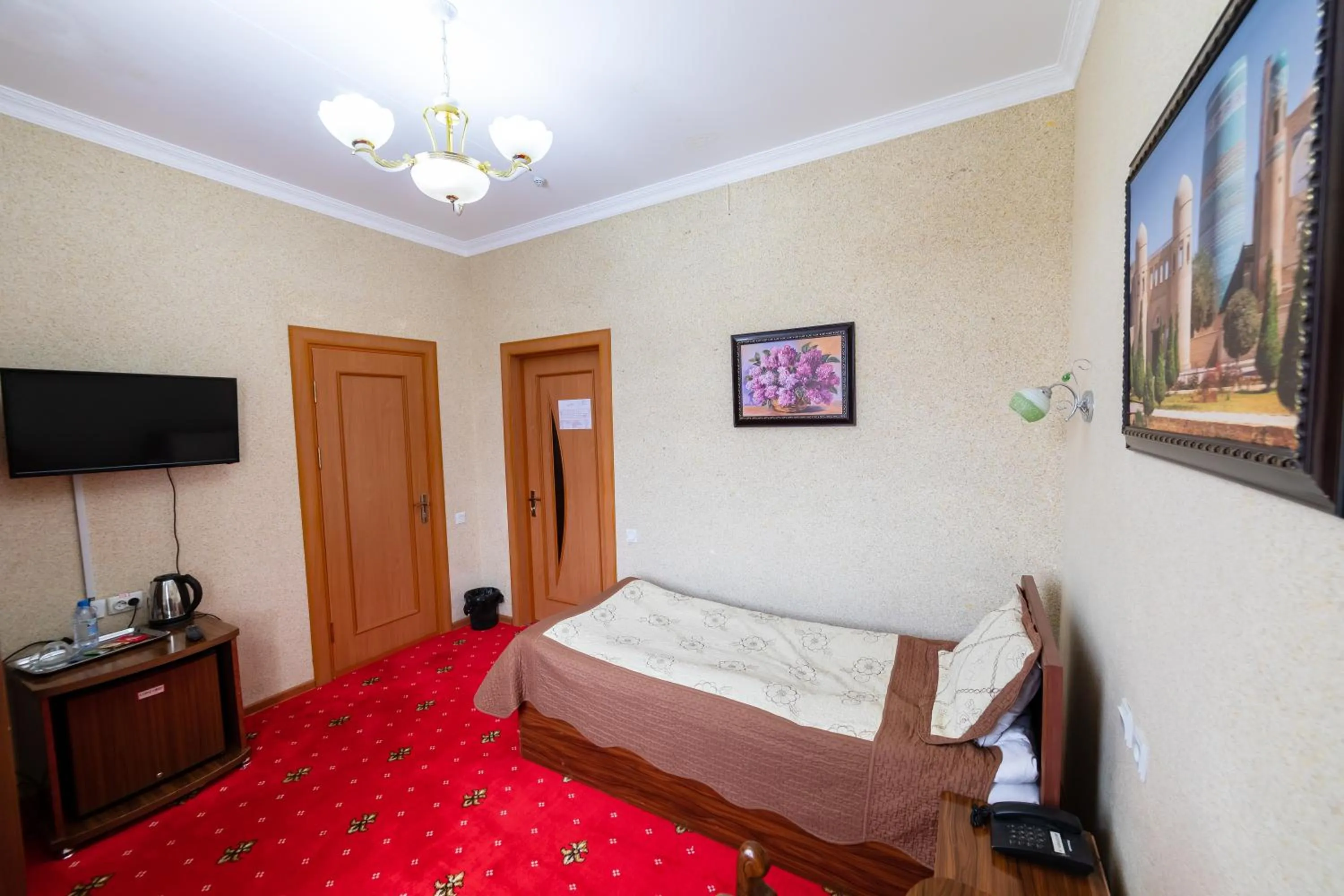 Bed in Qibla Tozabog