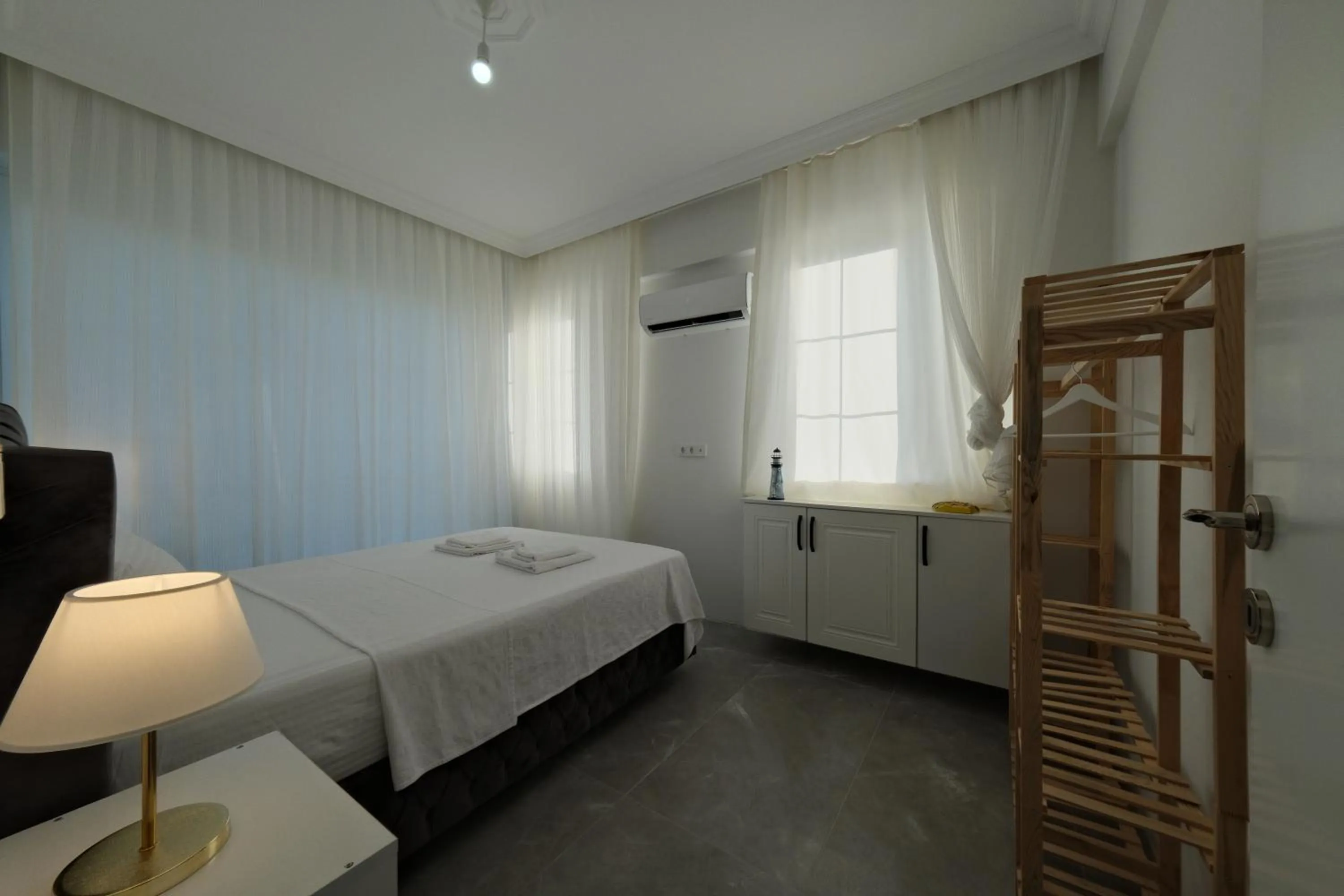 Bed in The Dalaman Suites & Pansiyon Dalaman Airport 10 km