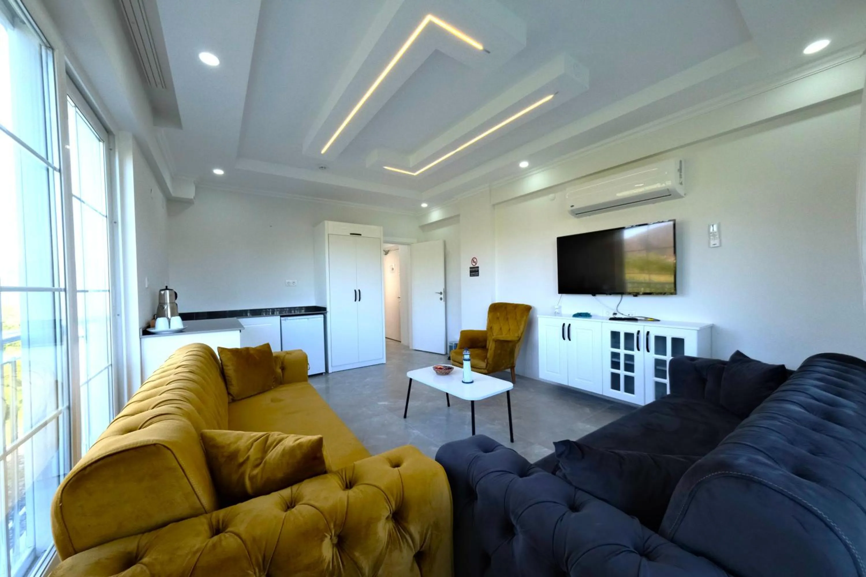 TV and multimedia in The Dalaman Suites & Pansiyon Dalaman Airport 10 km