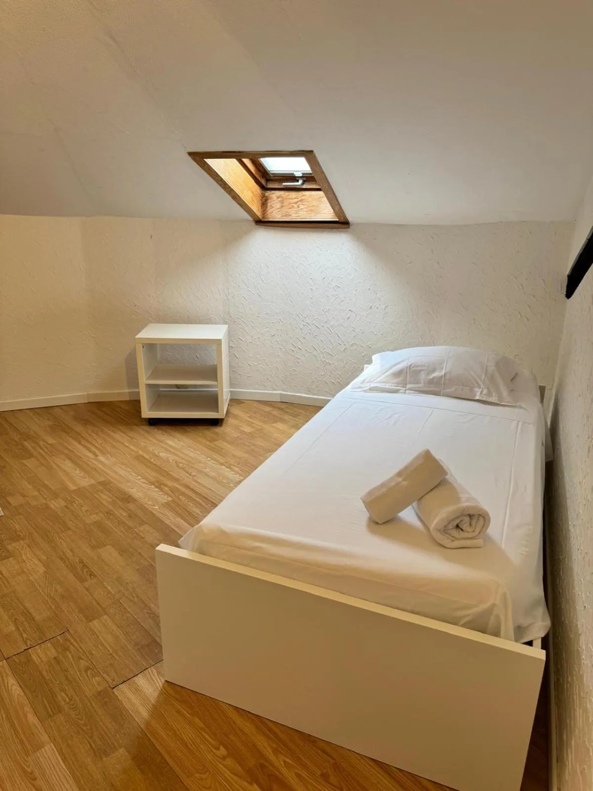 Bed in Hotel Locanda Castagnola