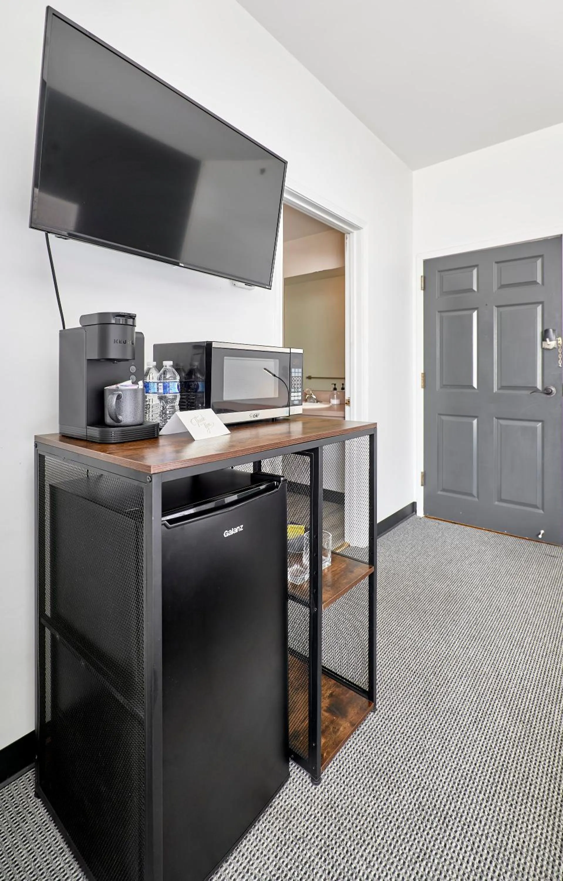 Coffee/tea facilities in The West End