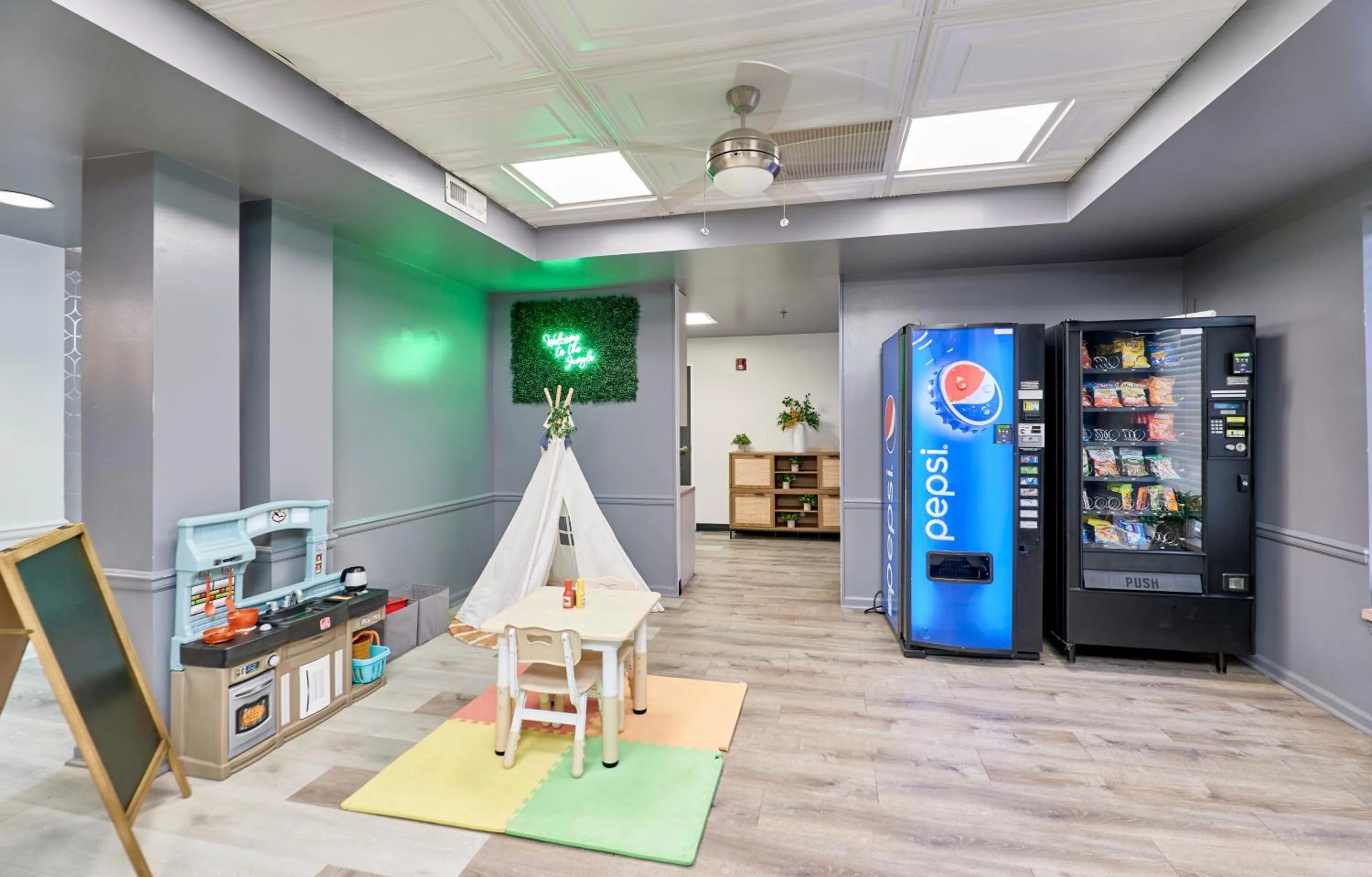 vending machine in The West End