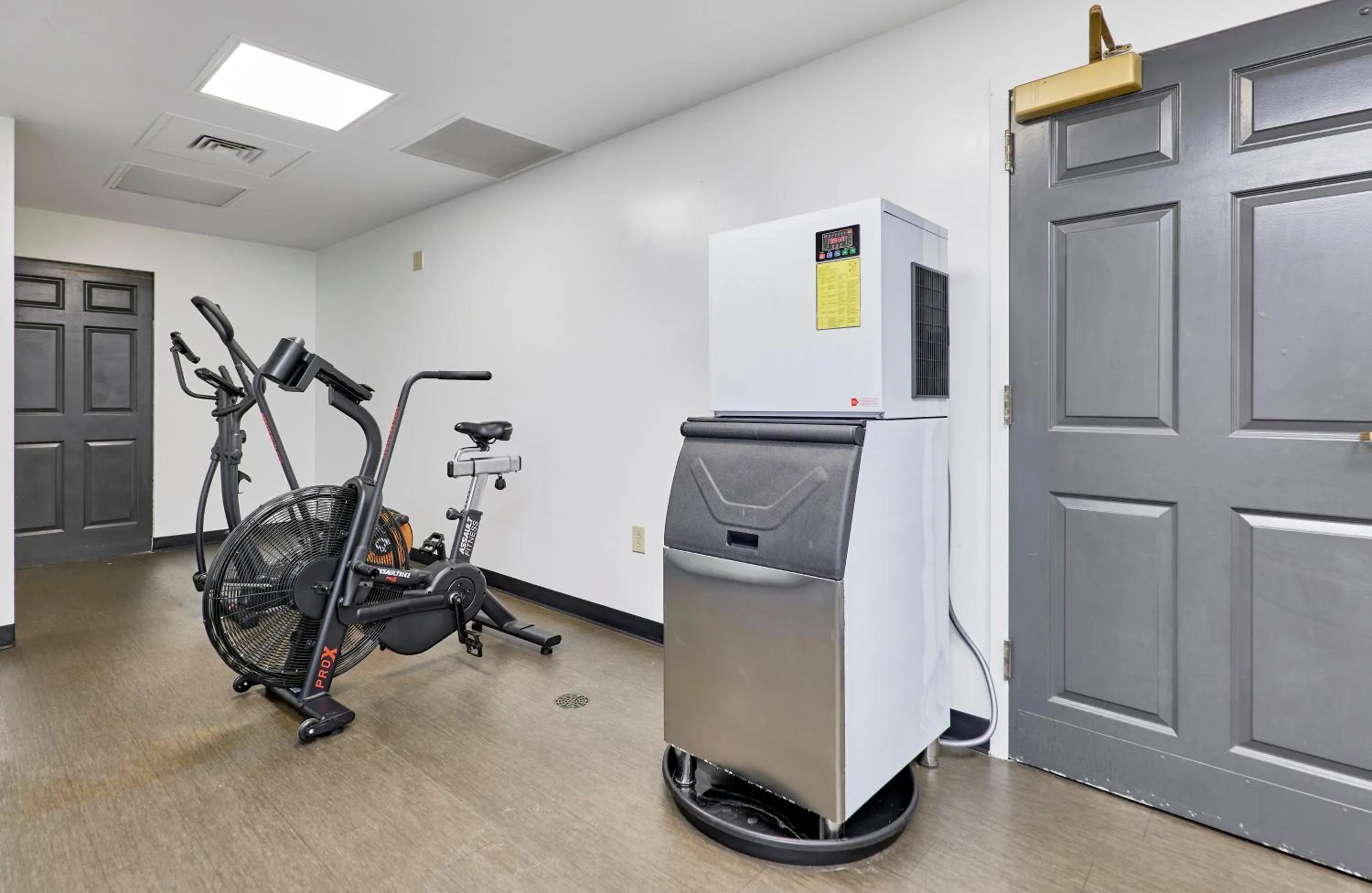 Fitness centre/facilities in The West End