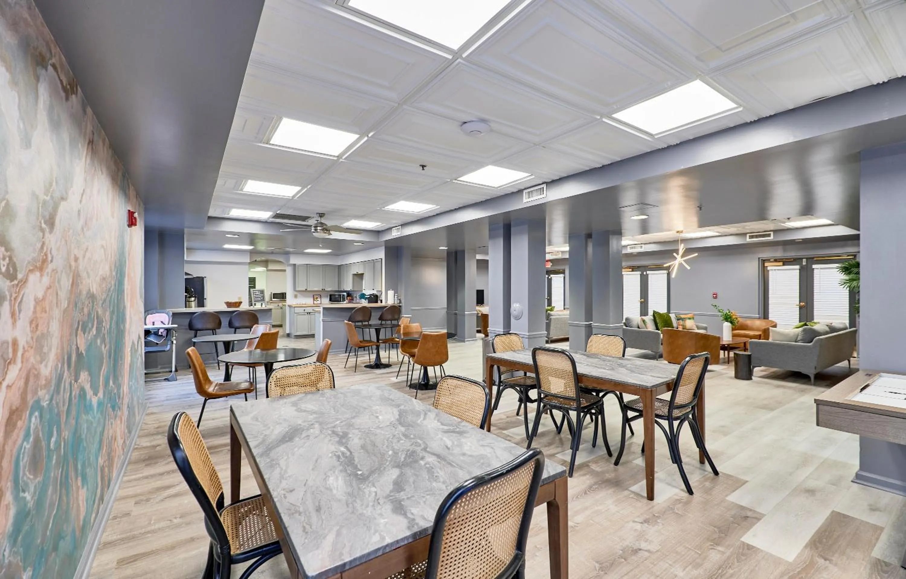 Kitchen or kitchenette in The West End