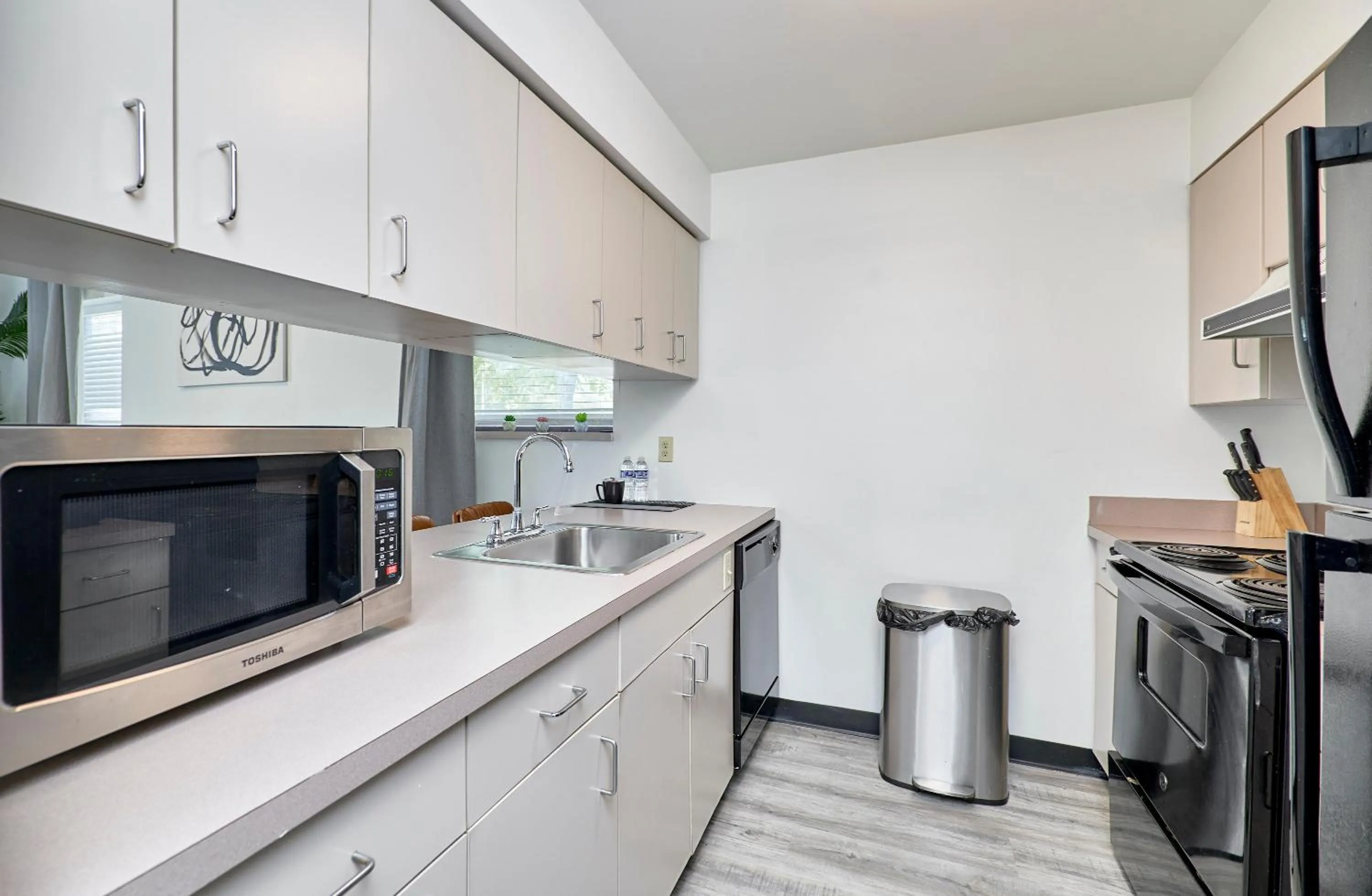 Kitchen or kitchenette in The West End