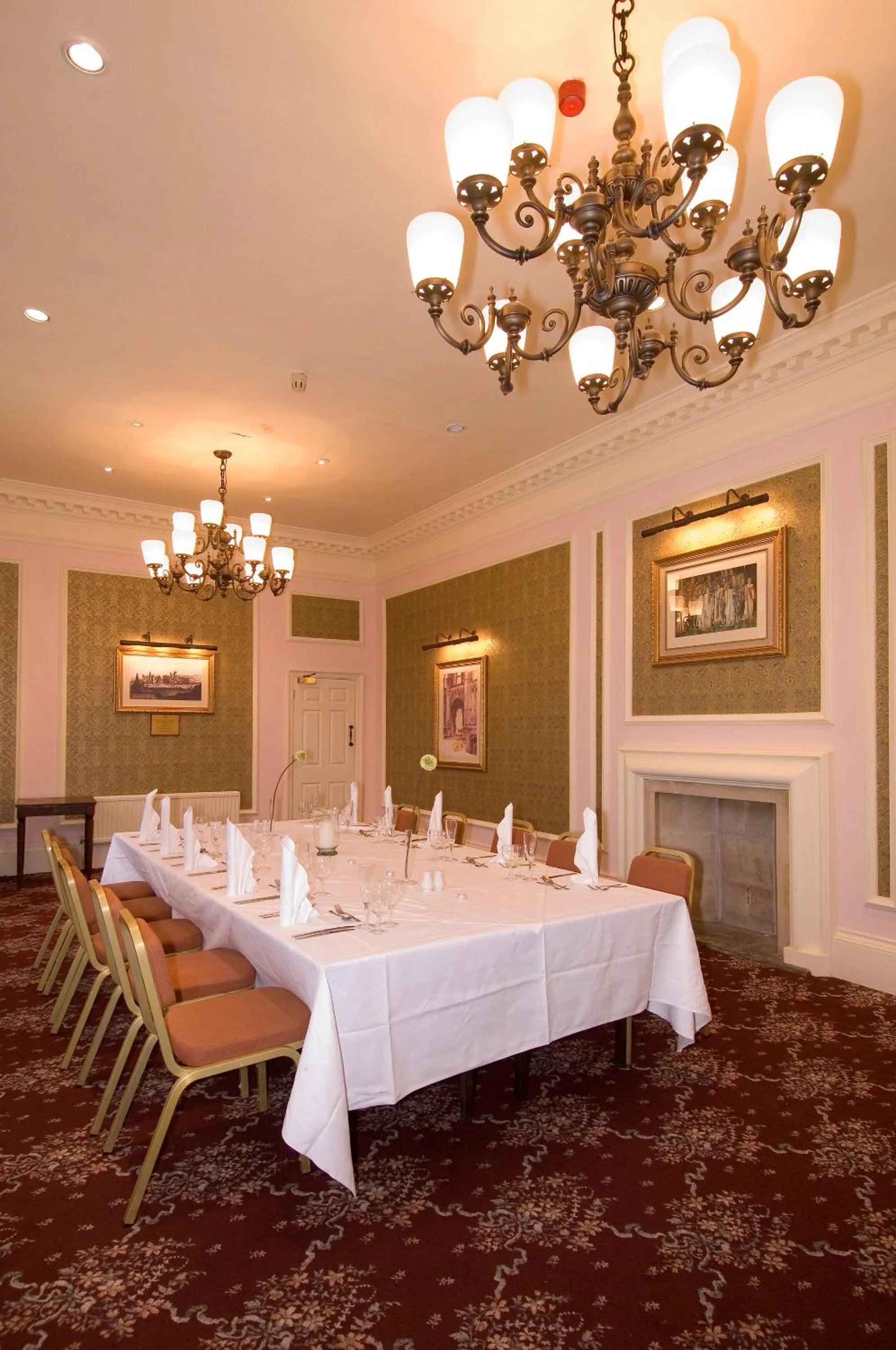 Business facilities in George & Pilgrims Hotel