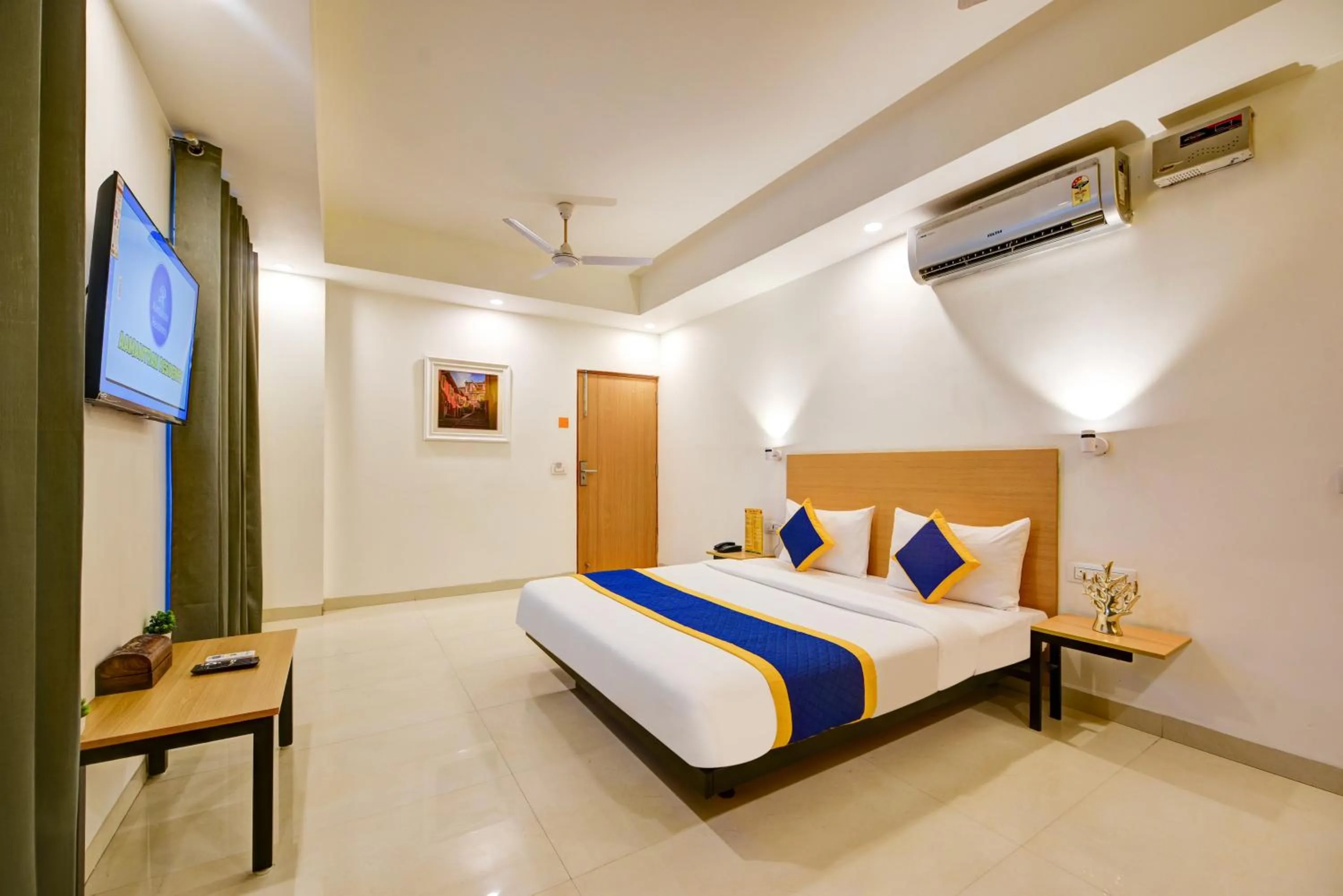 Bed in Aamantran Residency Hotel, Sohna Road, Sector 49, Gurugram