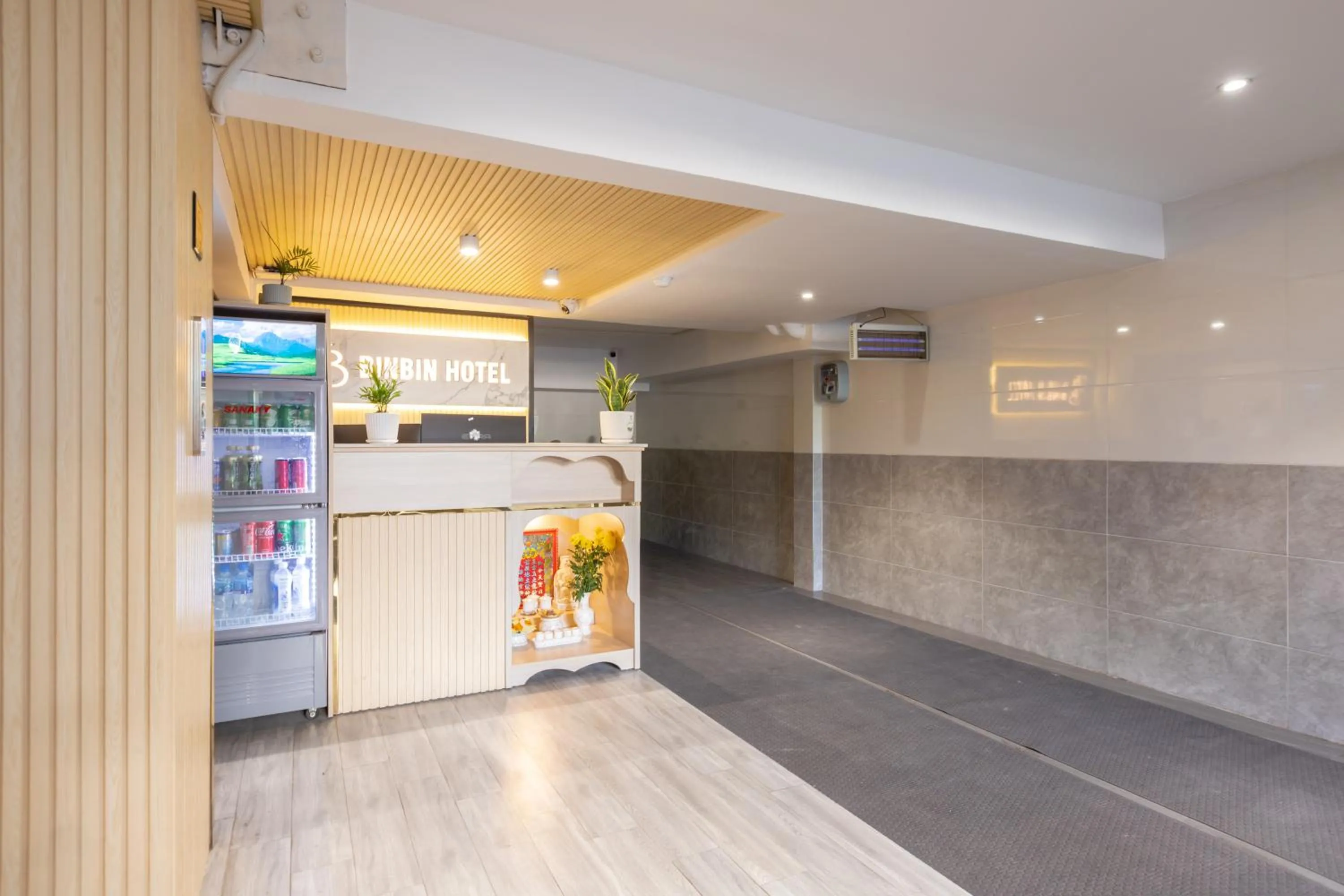 Bin Bin Hotel 12 Near Sala Residence