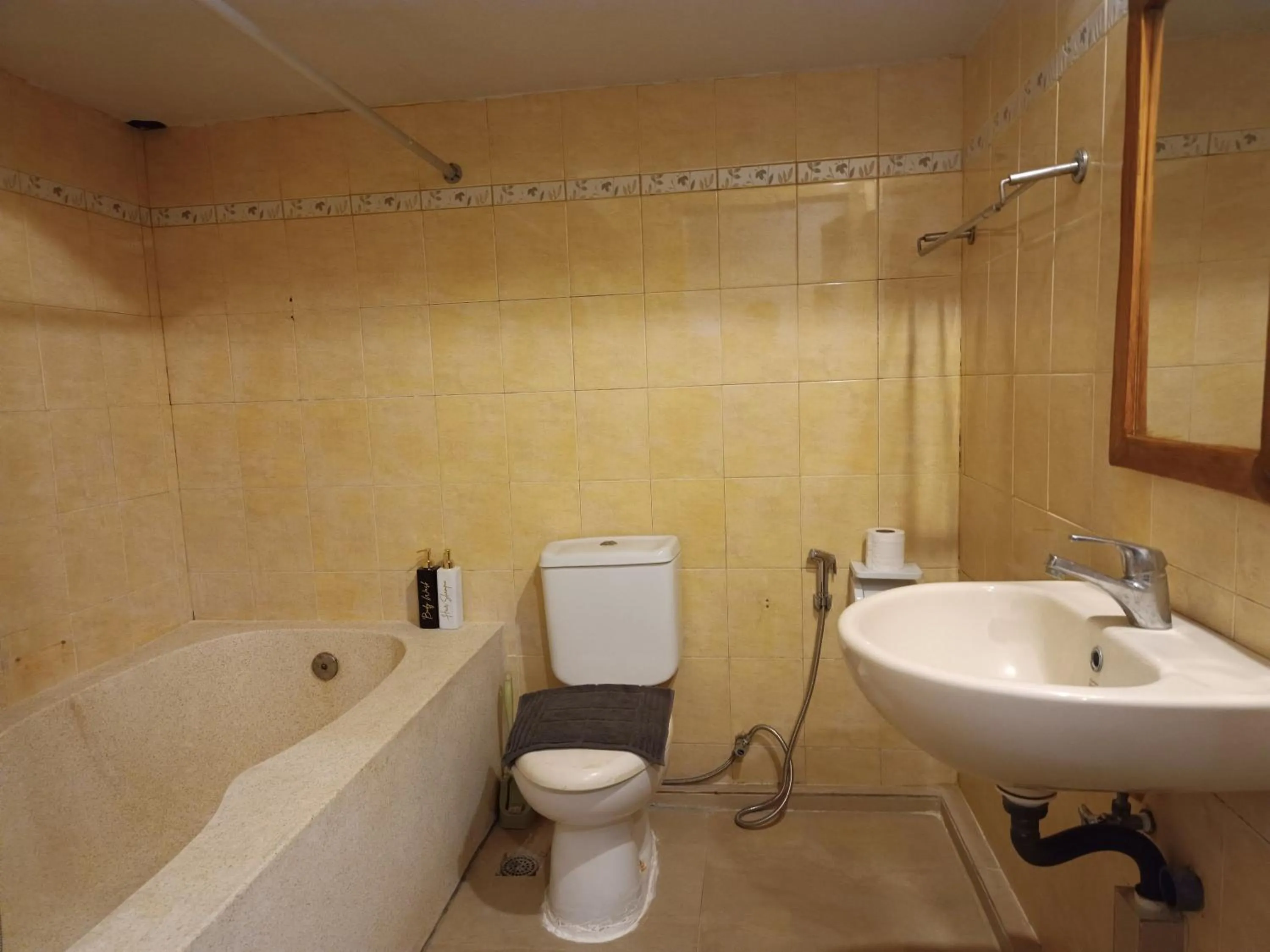 Toilet in Nasya Residence