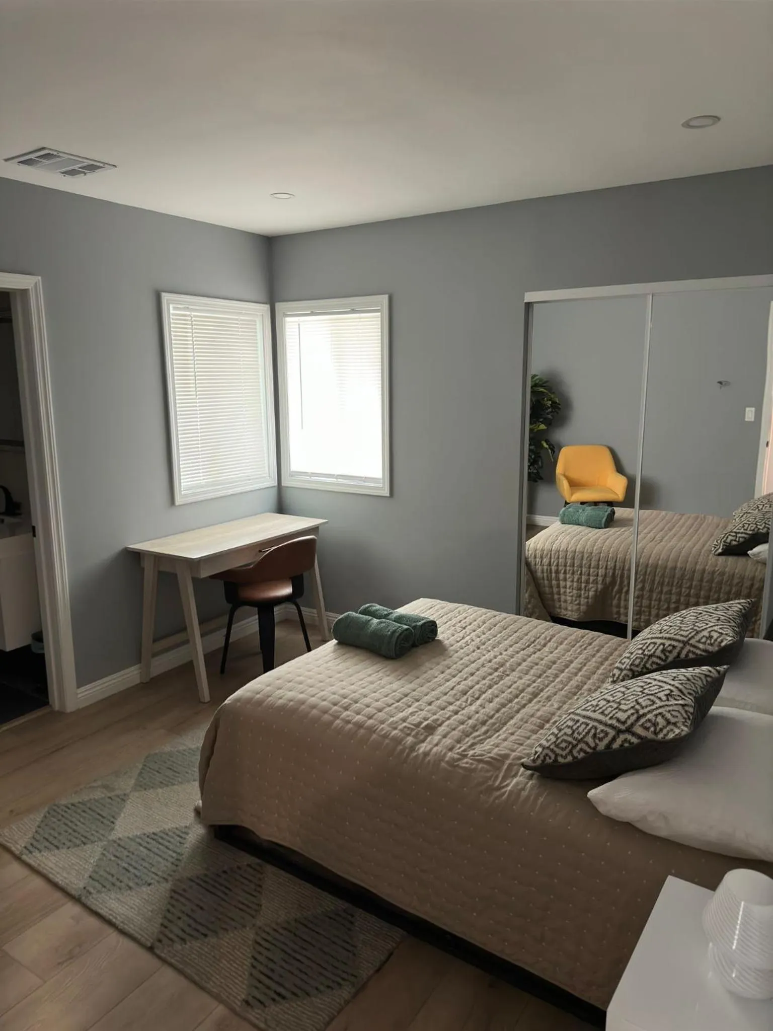 Bedroom, Bed in Seasun Hostel