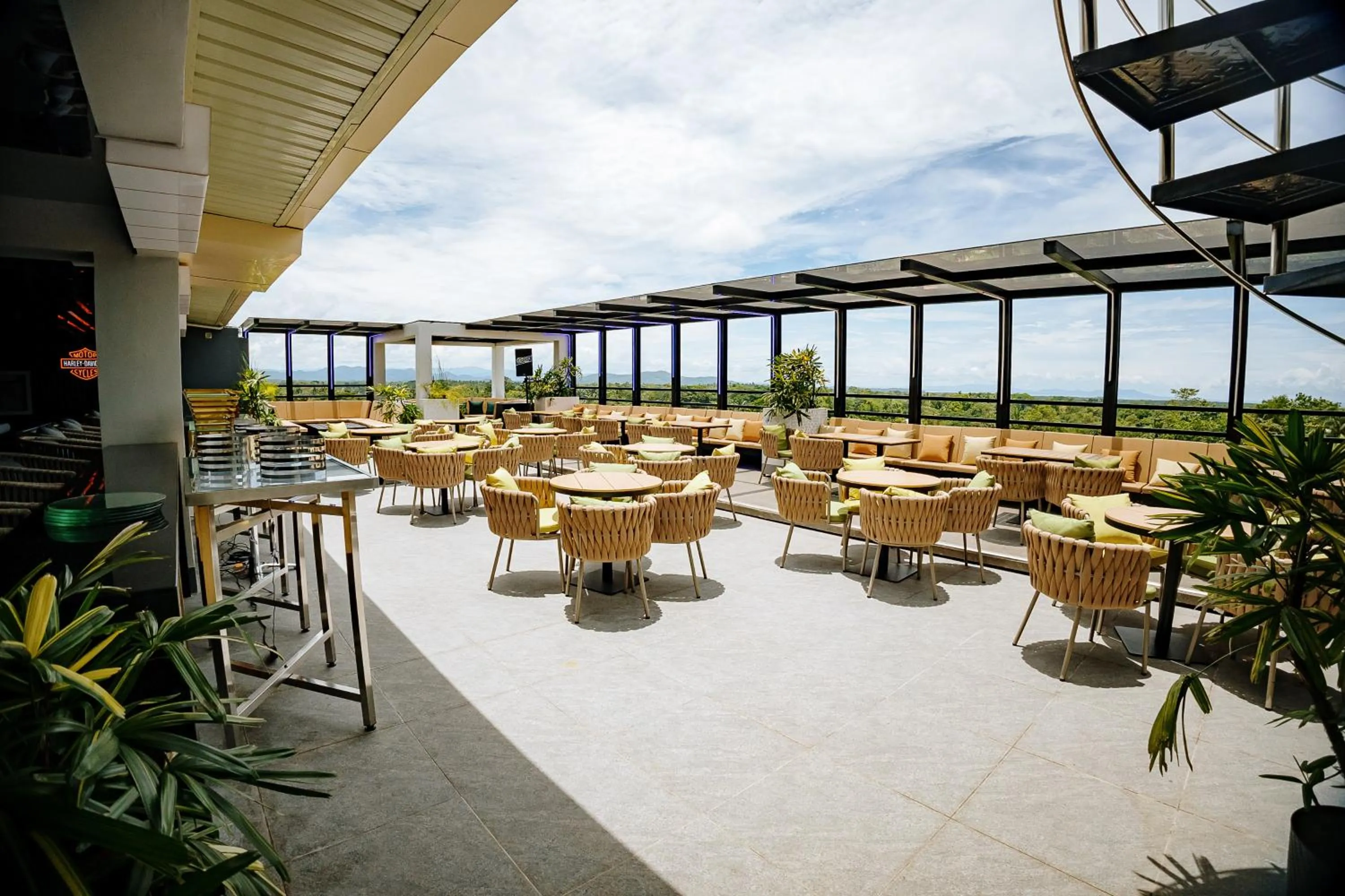 Lounge or bar in Badsbrotel Suites