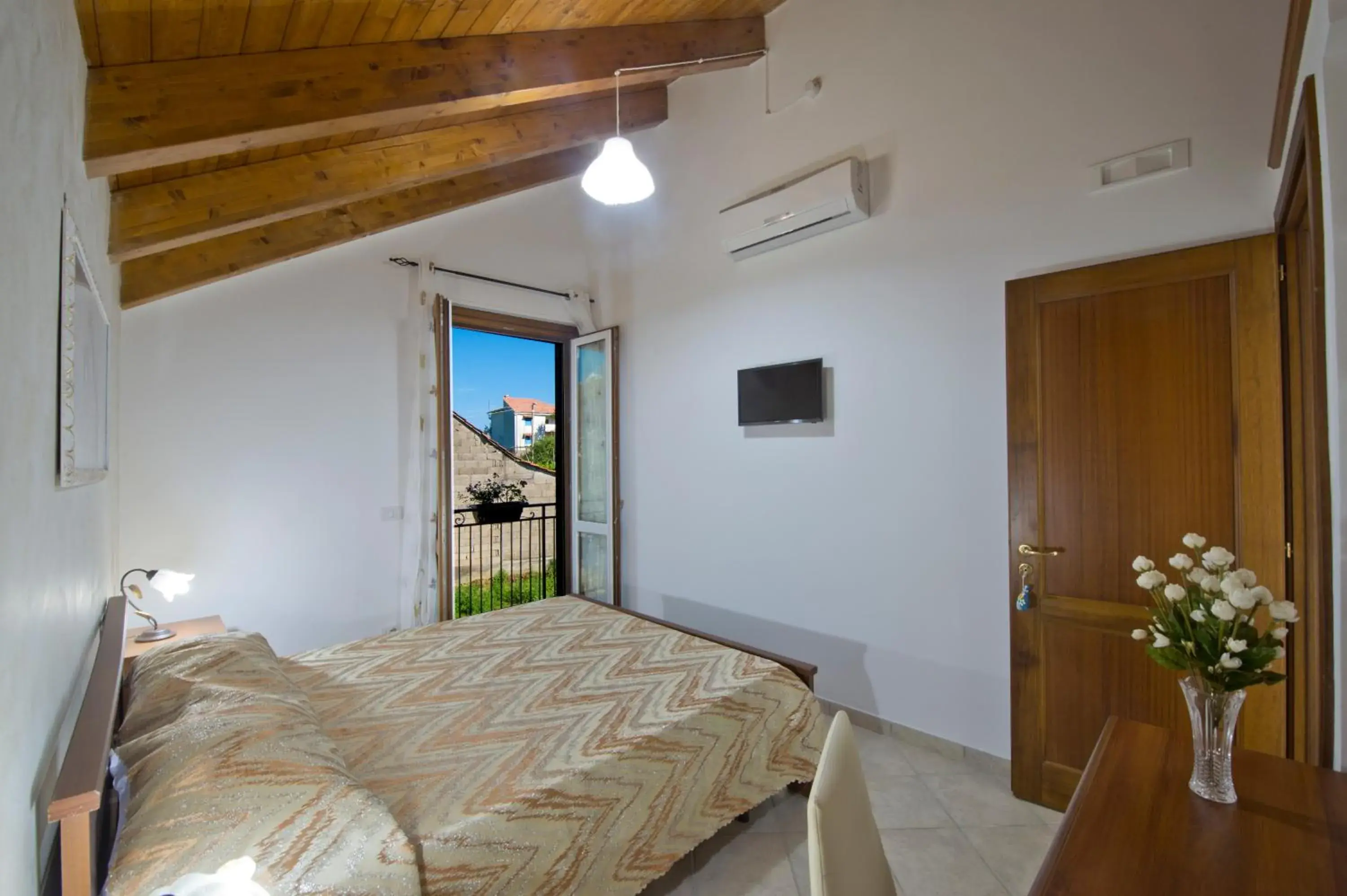 Two-Bedroom Apartment in Gli dei Gemelli Apartaments Two-Bedroom Apartment in Gli dei Gemelli Apartaments