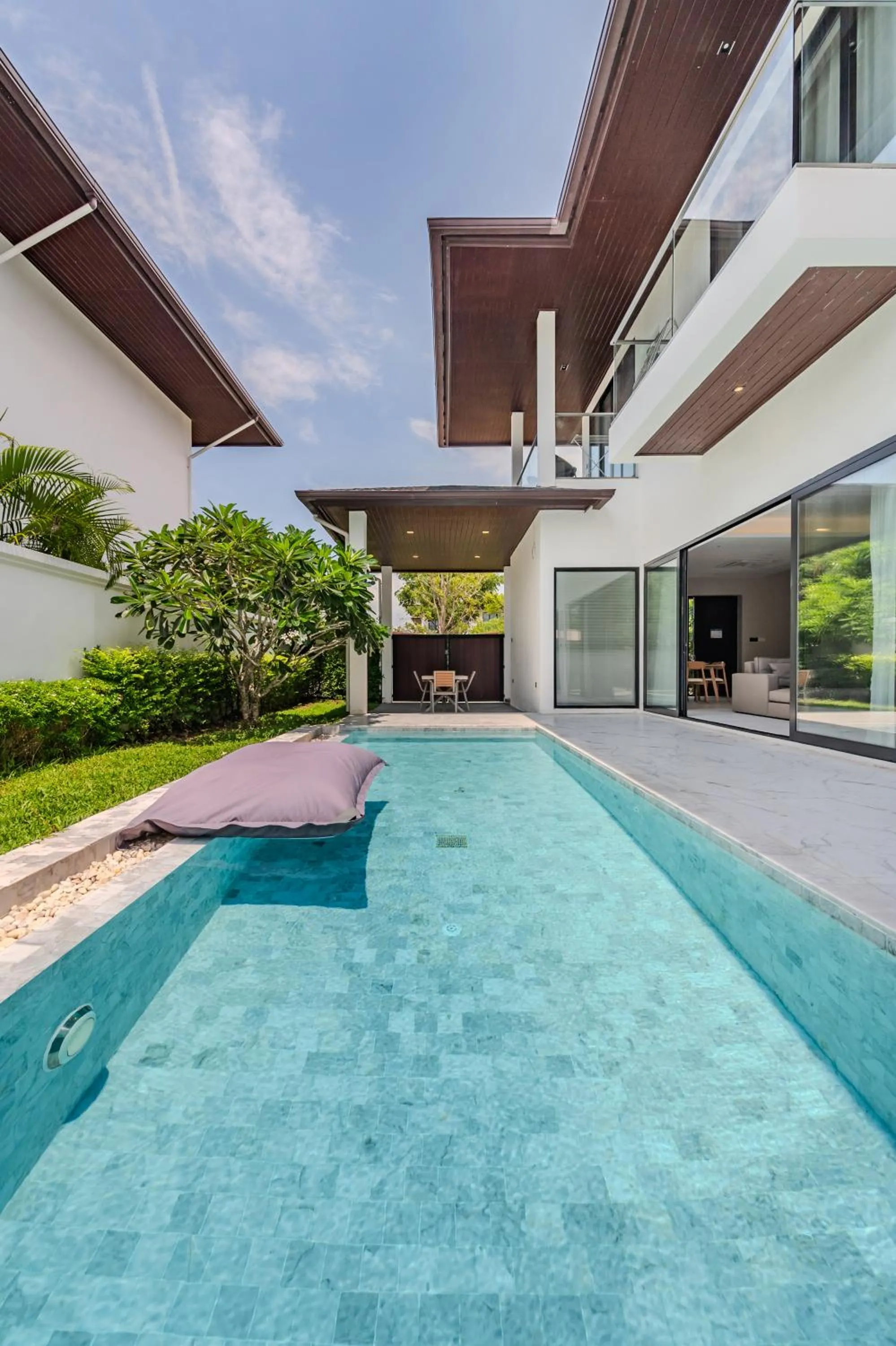 Pool view in Argo Pattaya Resort and Villas