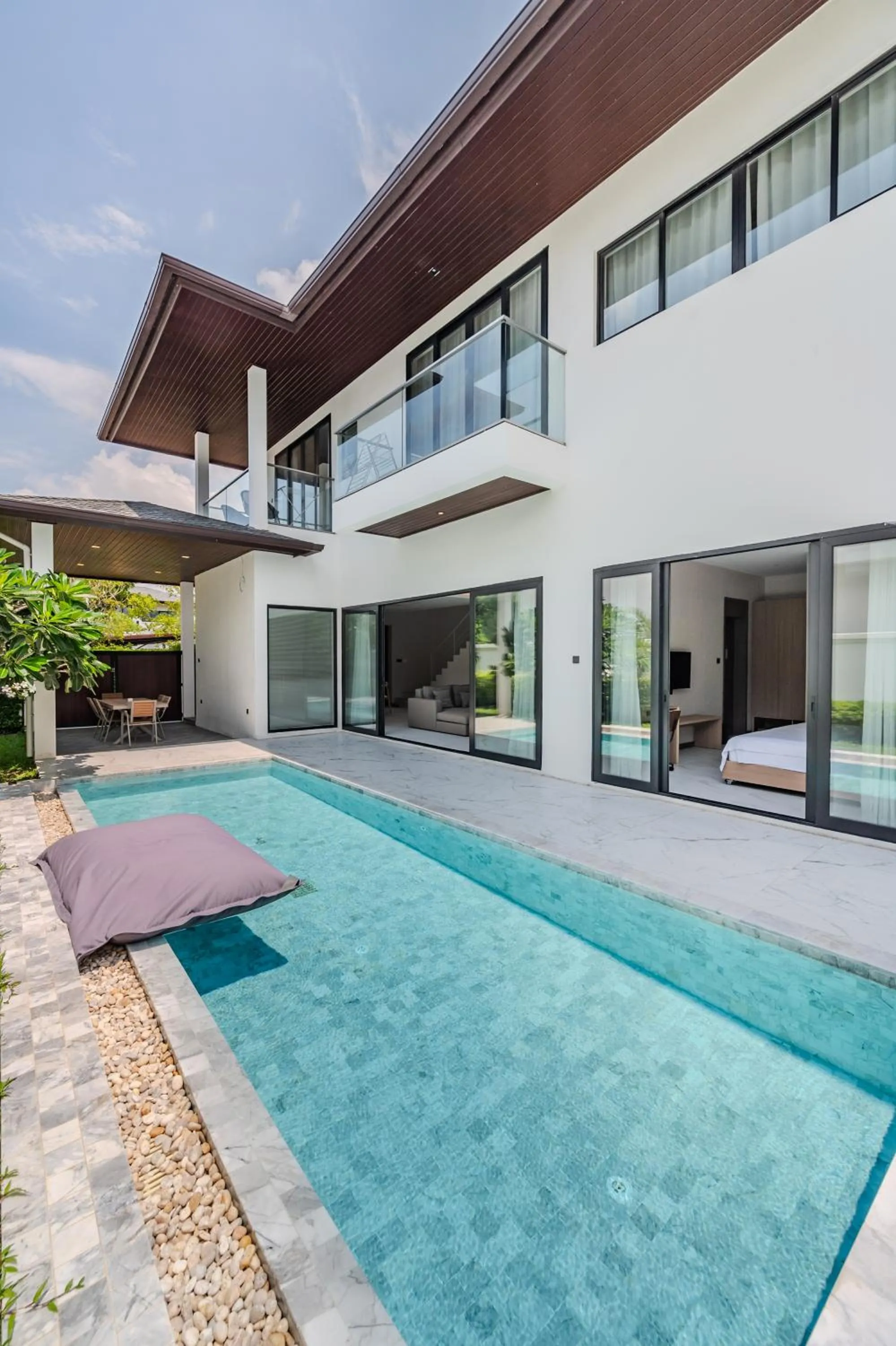 Swimming pool in Argo Pattaya Resort and Villas