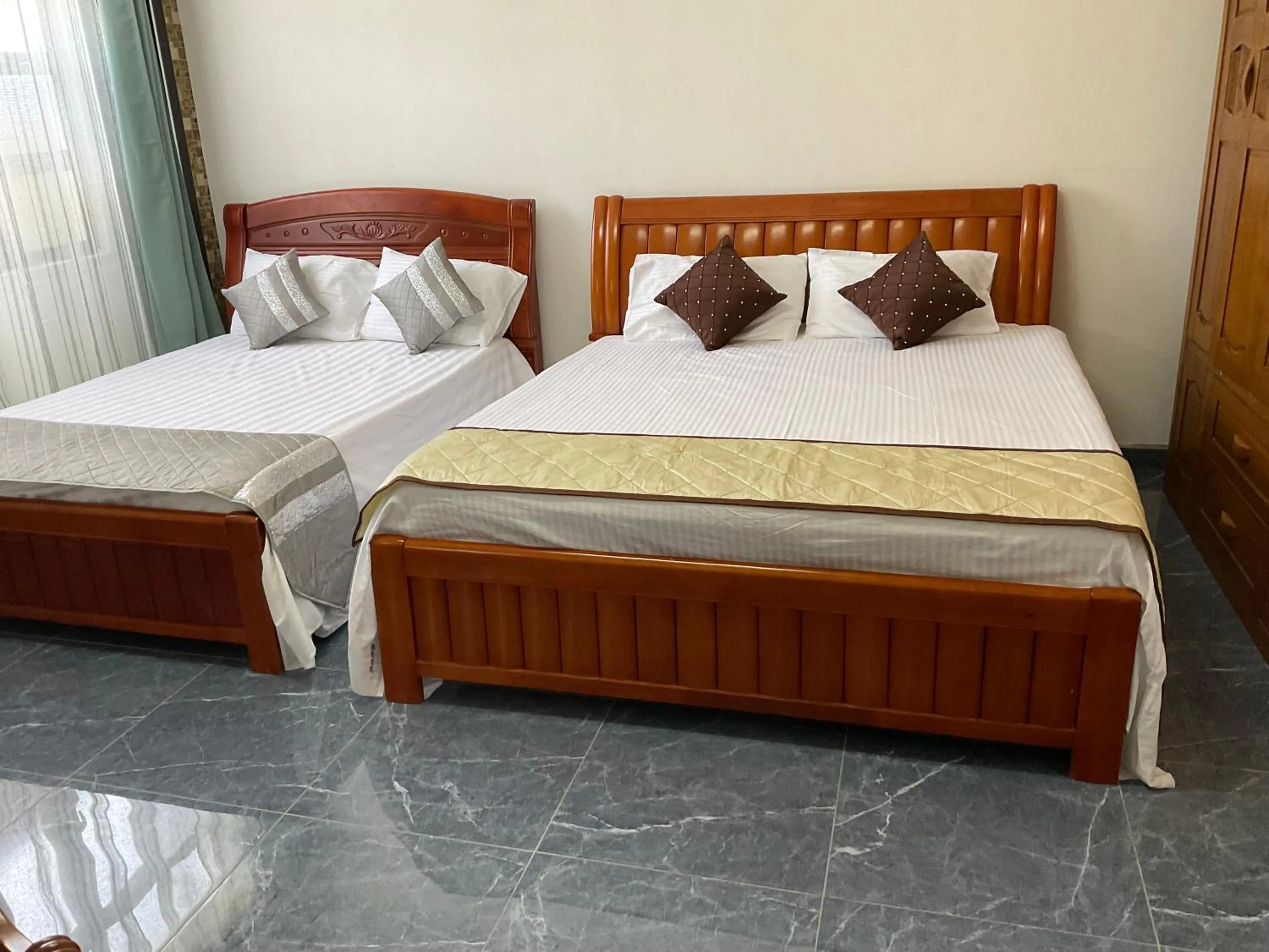 Bed in Mahe Holiday Resort