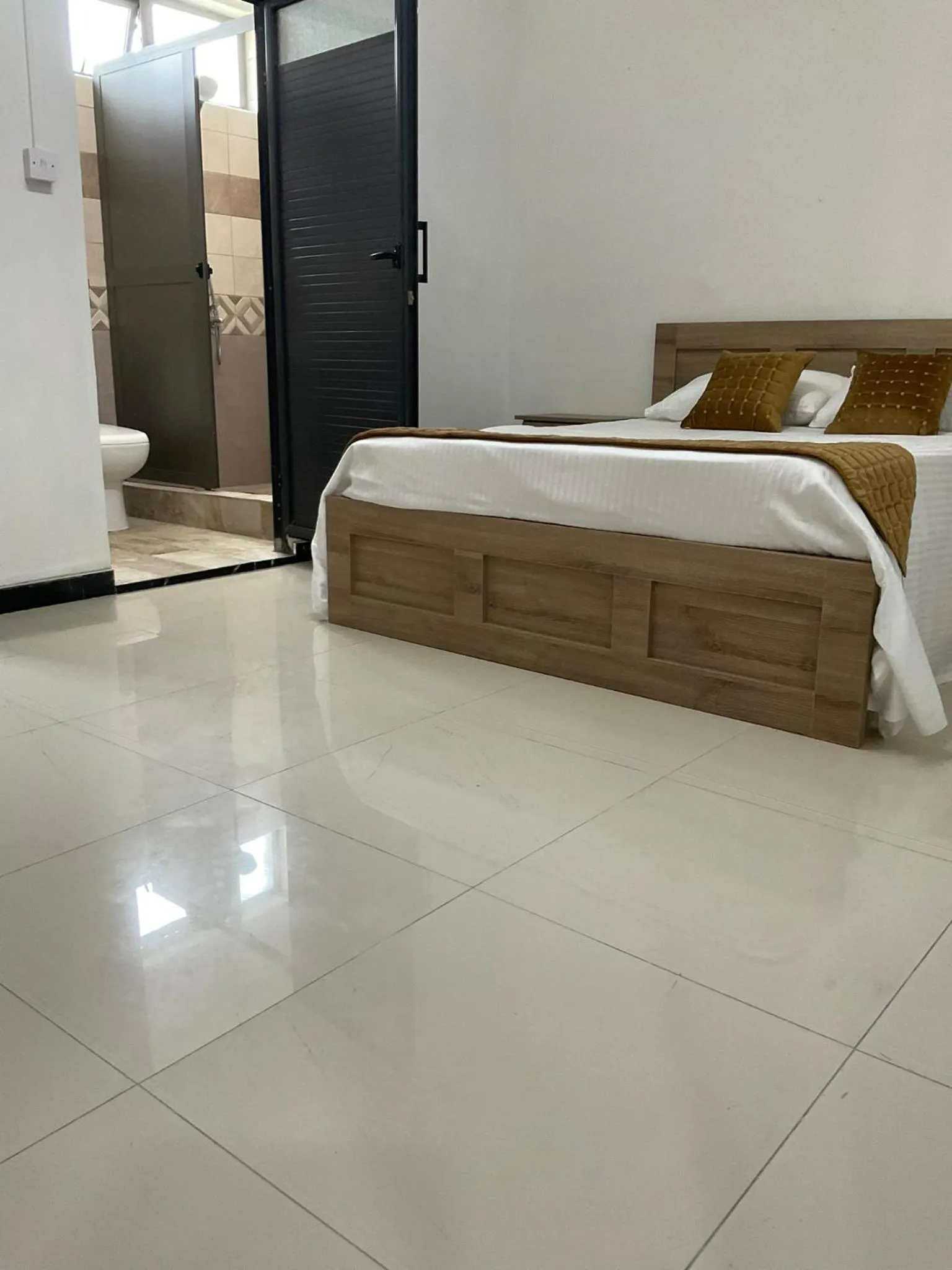 Bed in Mahe Holiday Resort