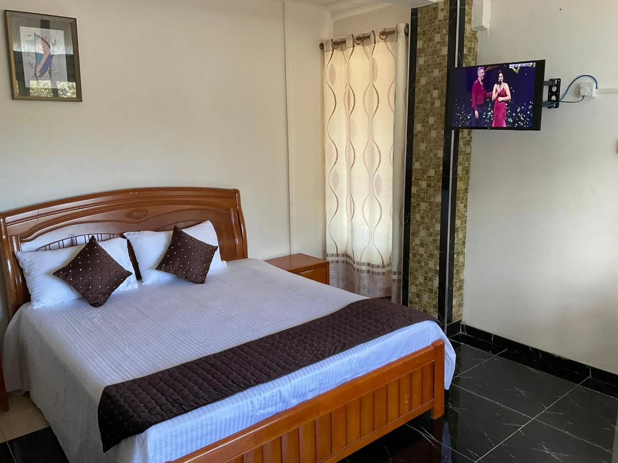 Bed in Mahe Holiday Resort