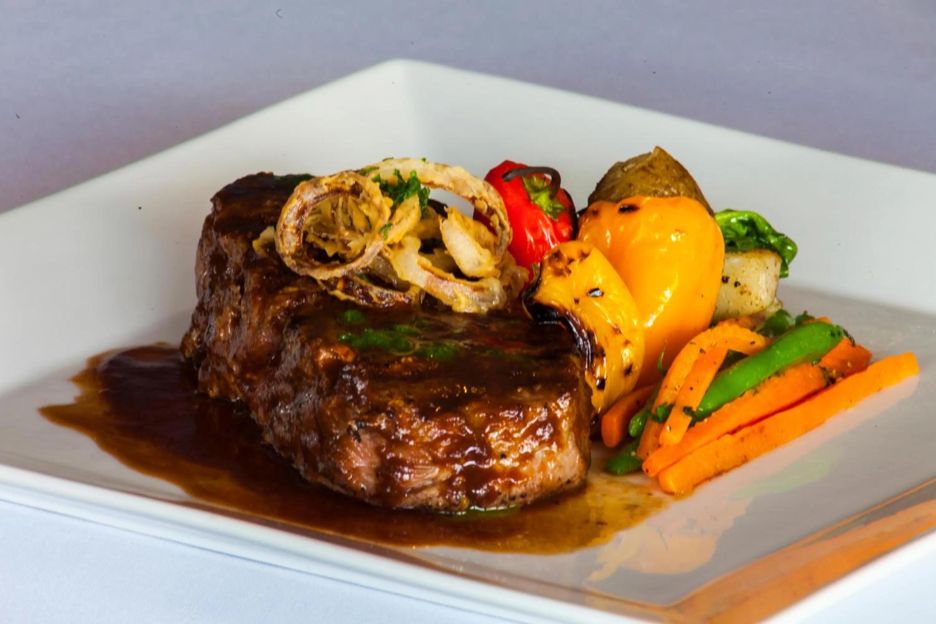 Restaurant/places to eat in Regent Star Hotel