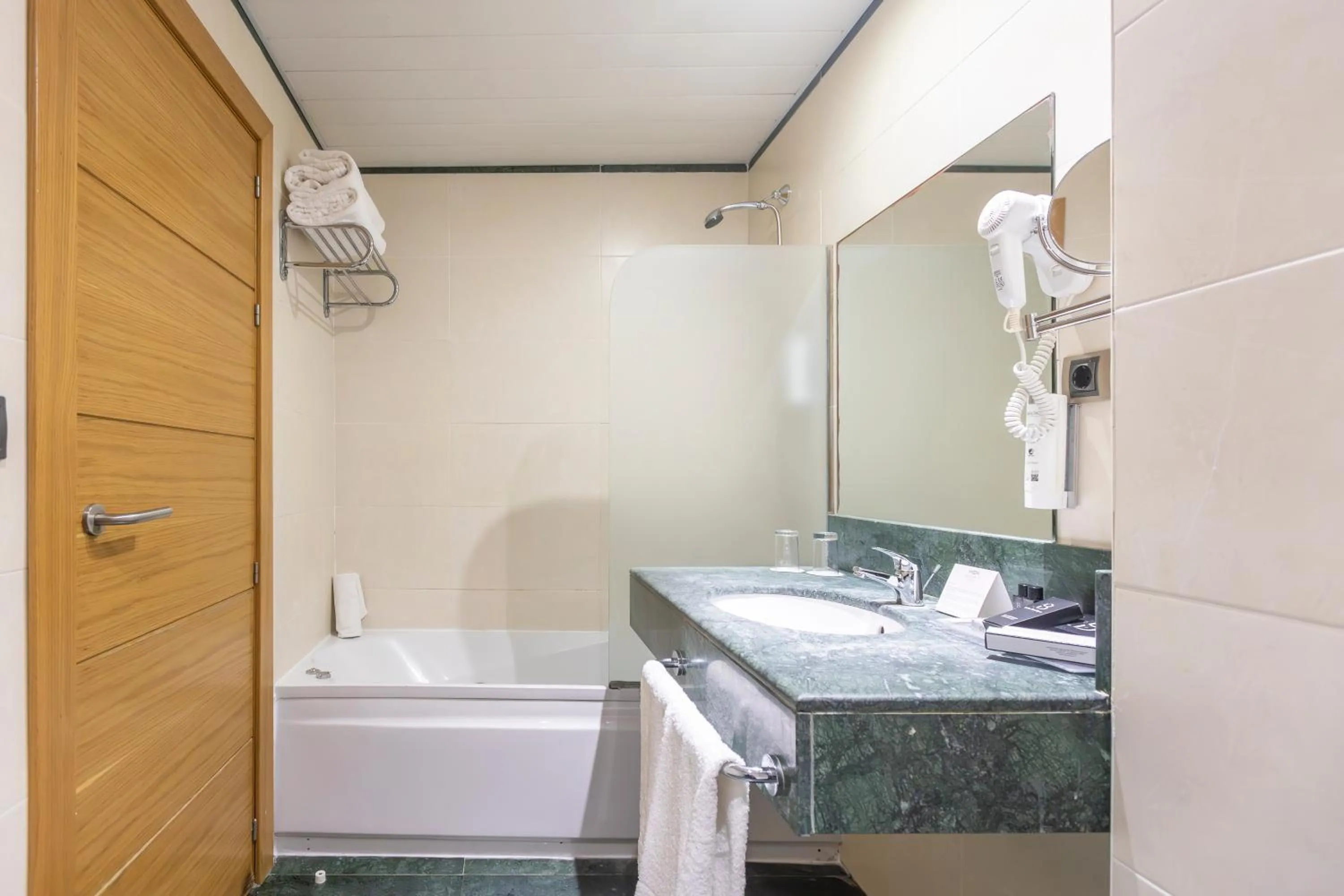 Moon Dreams Calabahía