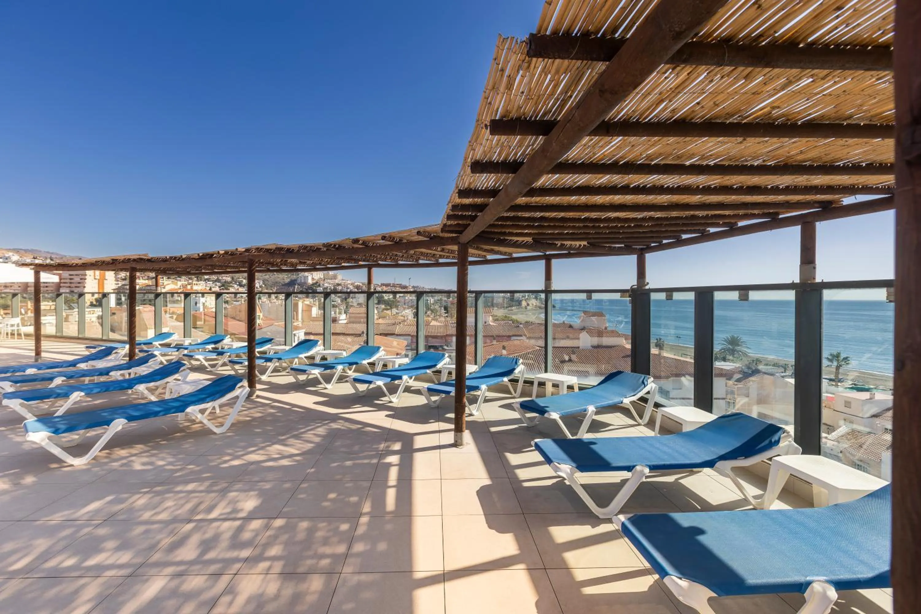 Swimming pool in Moon Dreams Calabahía