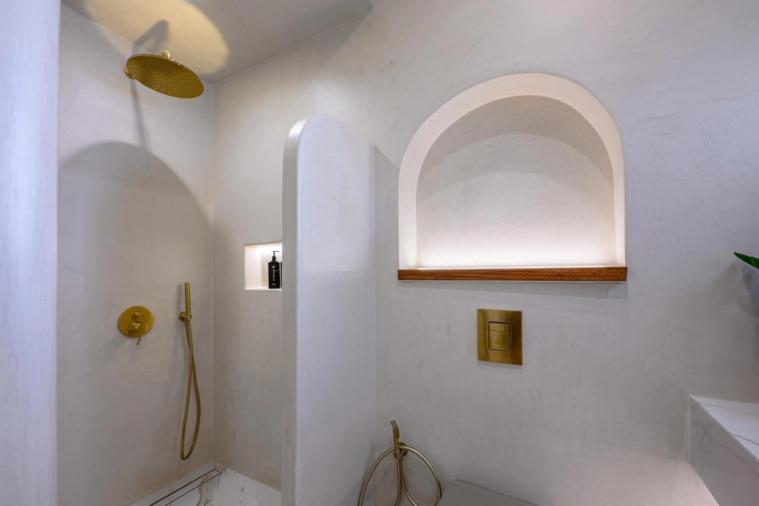 Bathroom in Galaria Serenity Suites