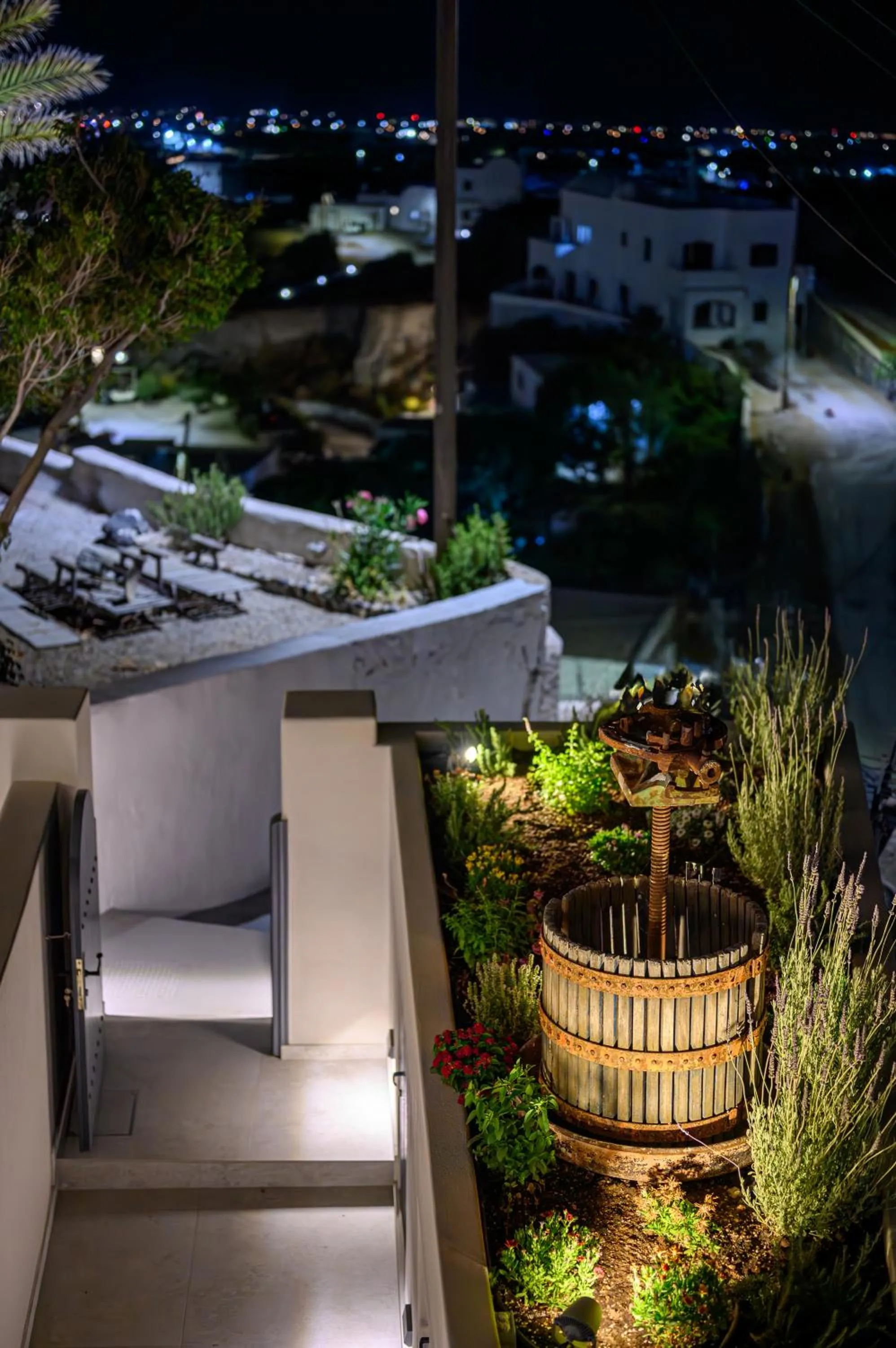 Night in Galaria Serenity Suites