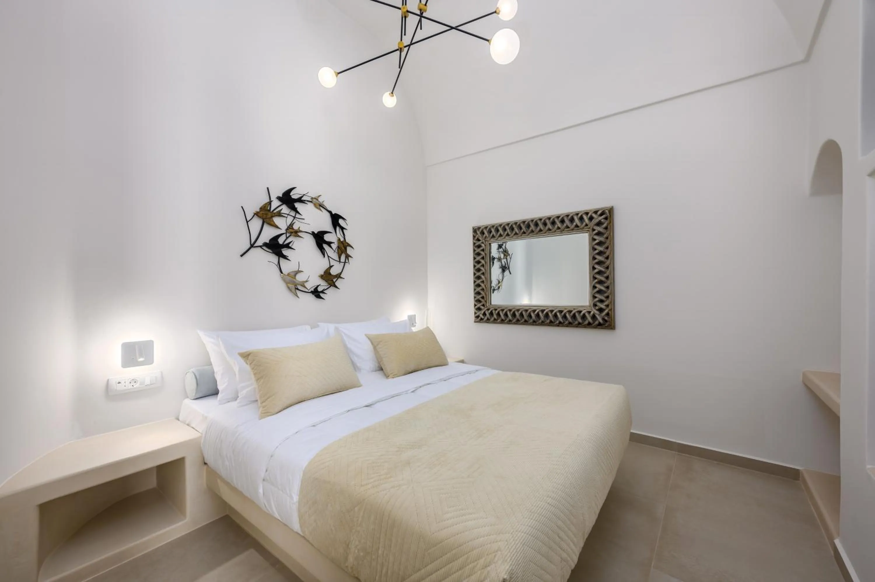 Bedroom, Bed in Galaria Serenity Suites