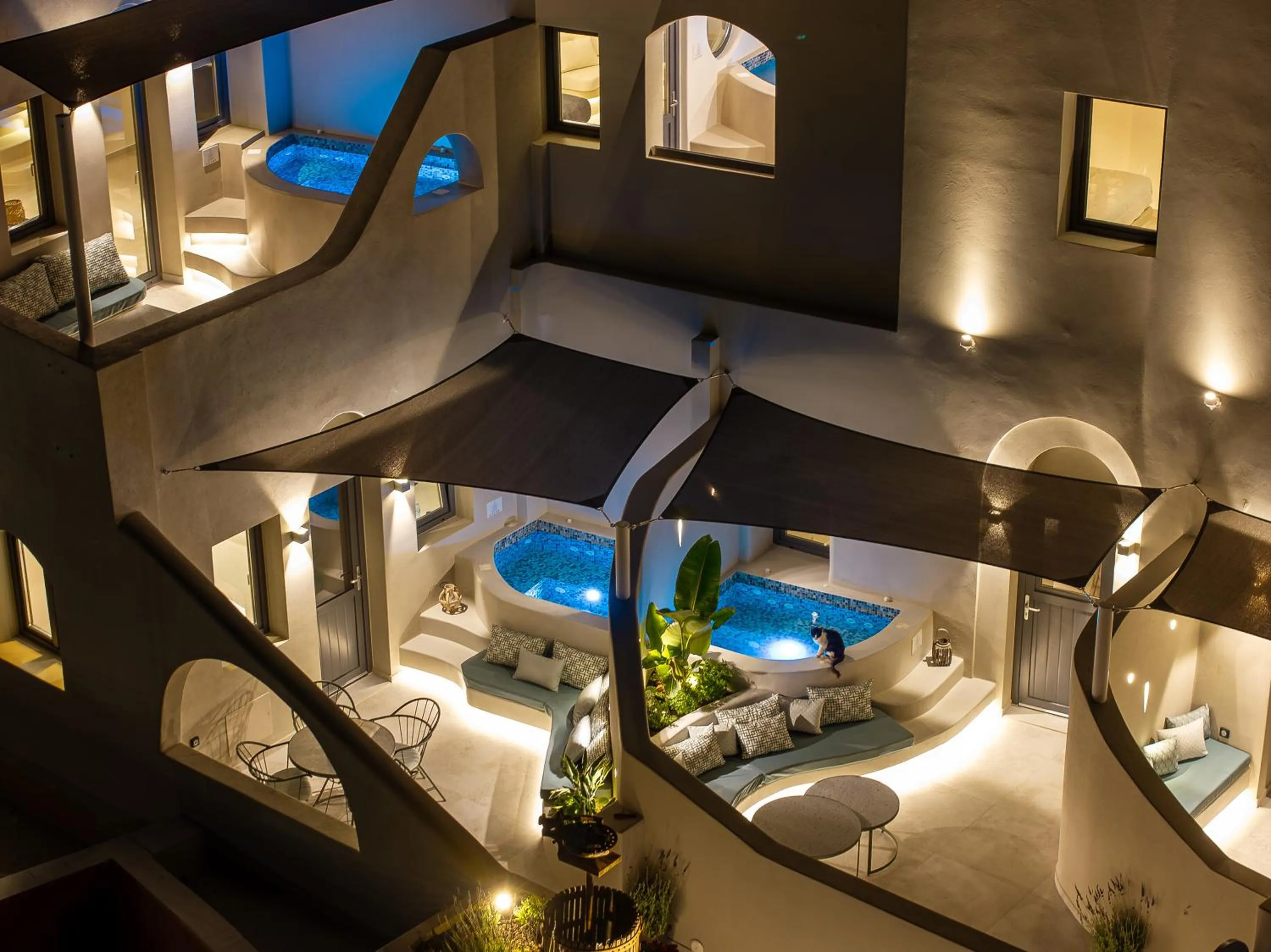 Hot Tub, Bed in Galaria Serenity Suites