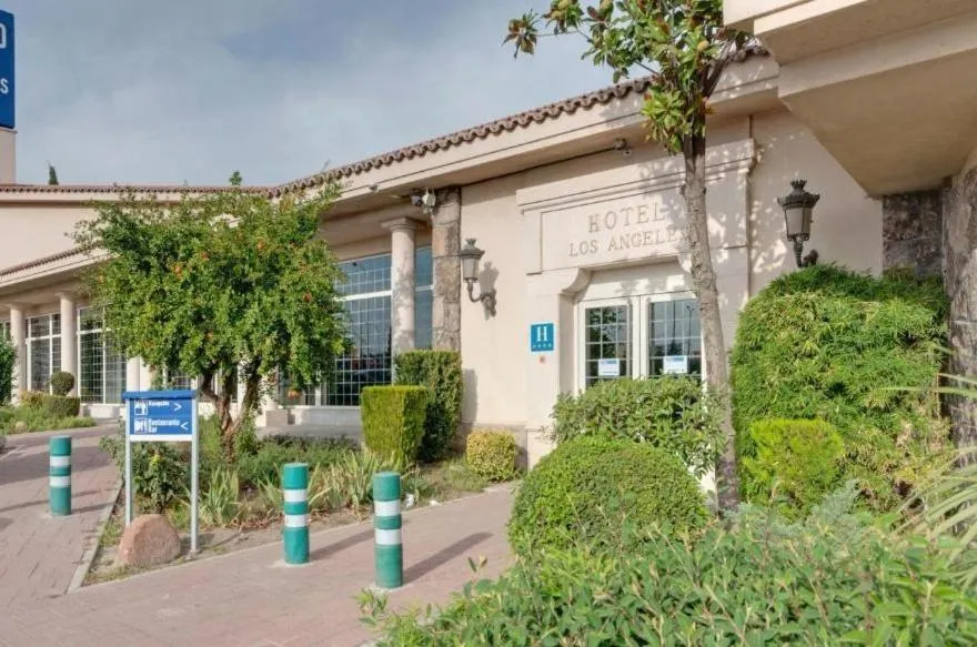 Property building in Gran Hotel Los Angeles