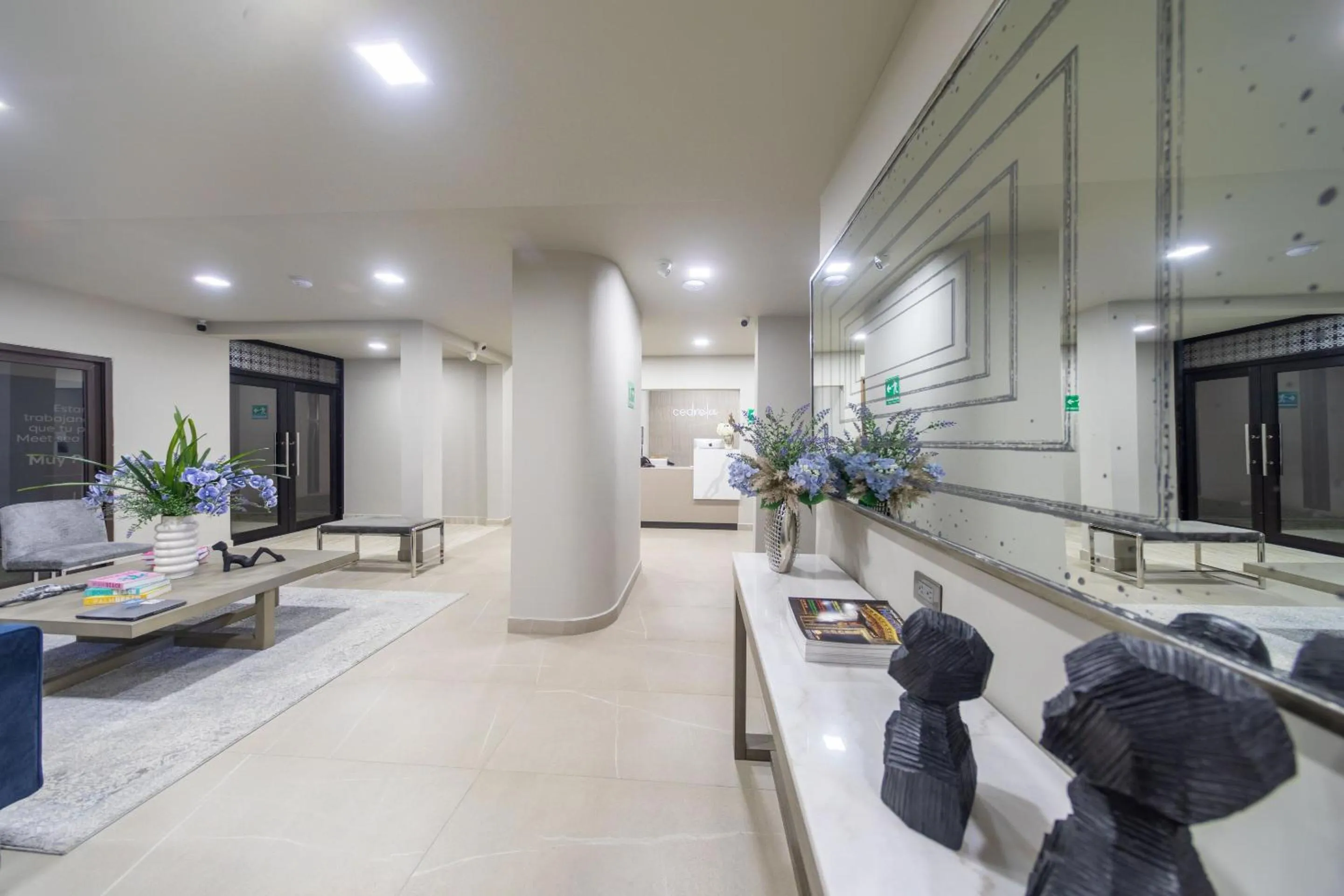 Lobby or reception in Cedrela