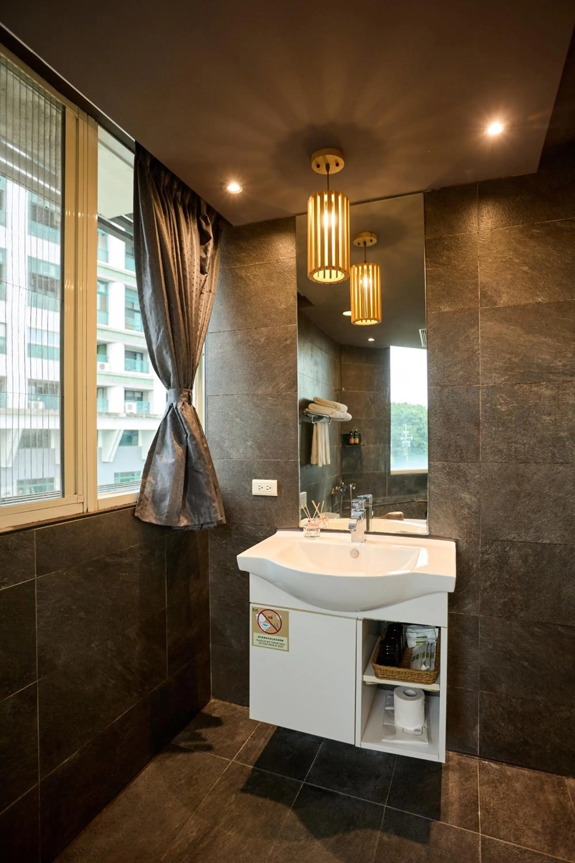 Bathroom in Tenlien onsen Hot Spring Hotel