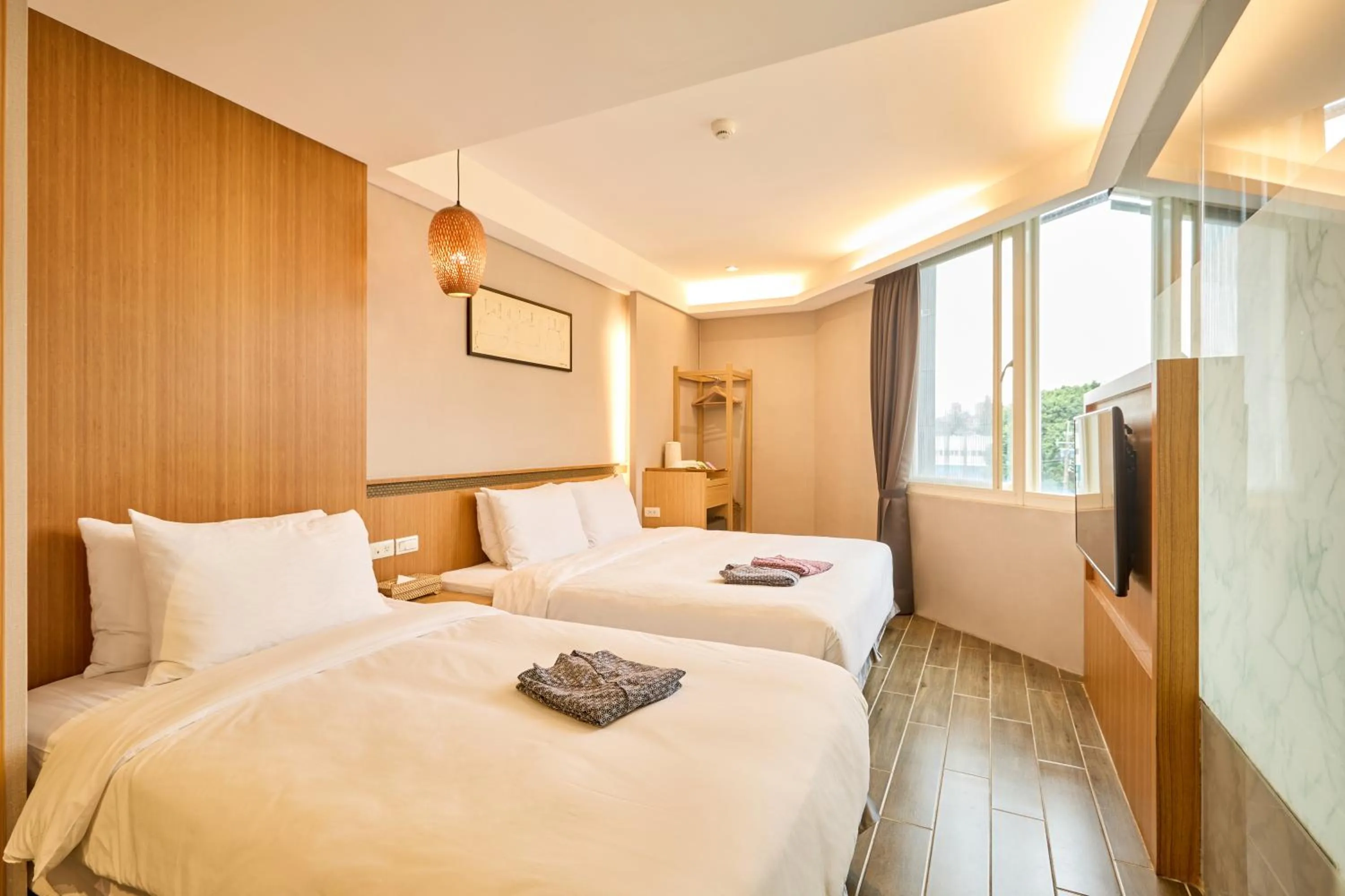 Photo of the whole room, Bed in Tenlien onsen Hot Spring Hotel
