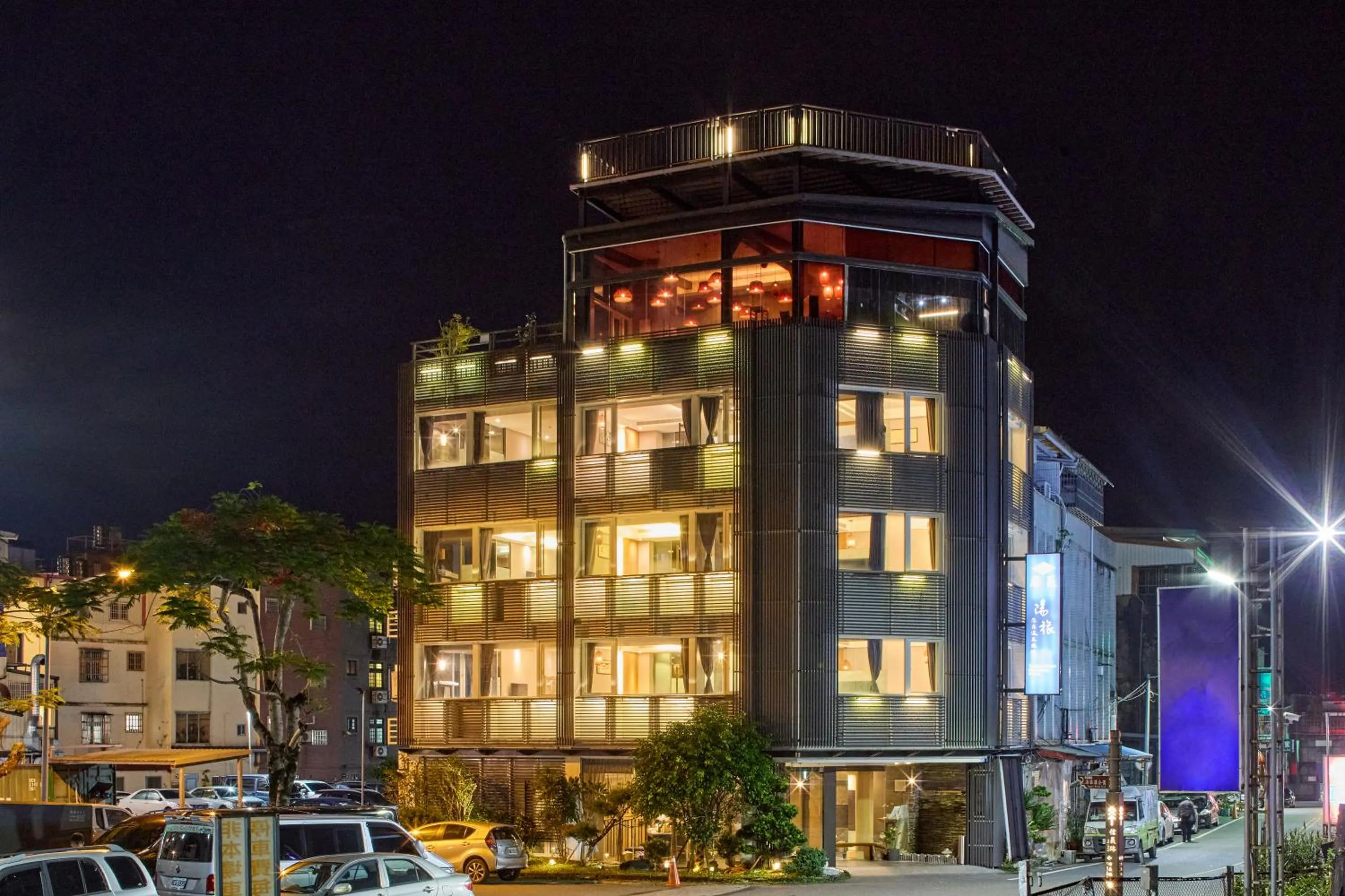 Property building in Tenlien onsen Hot Spring Hotel