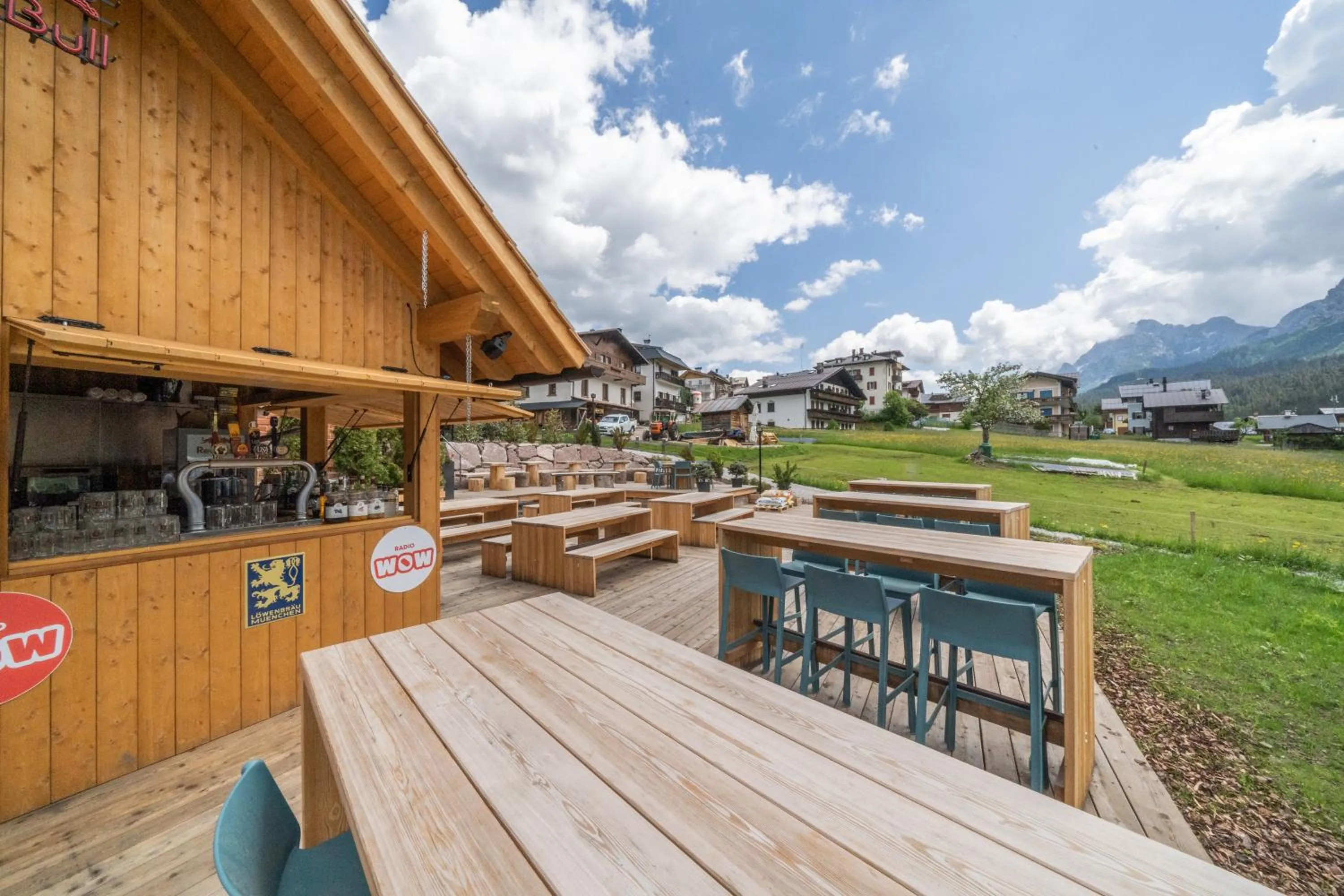 Restaurant/places to eat in Bach Boutique Hotel