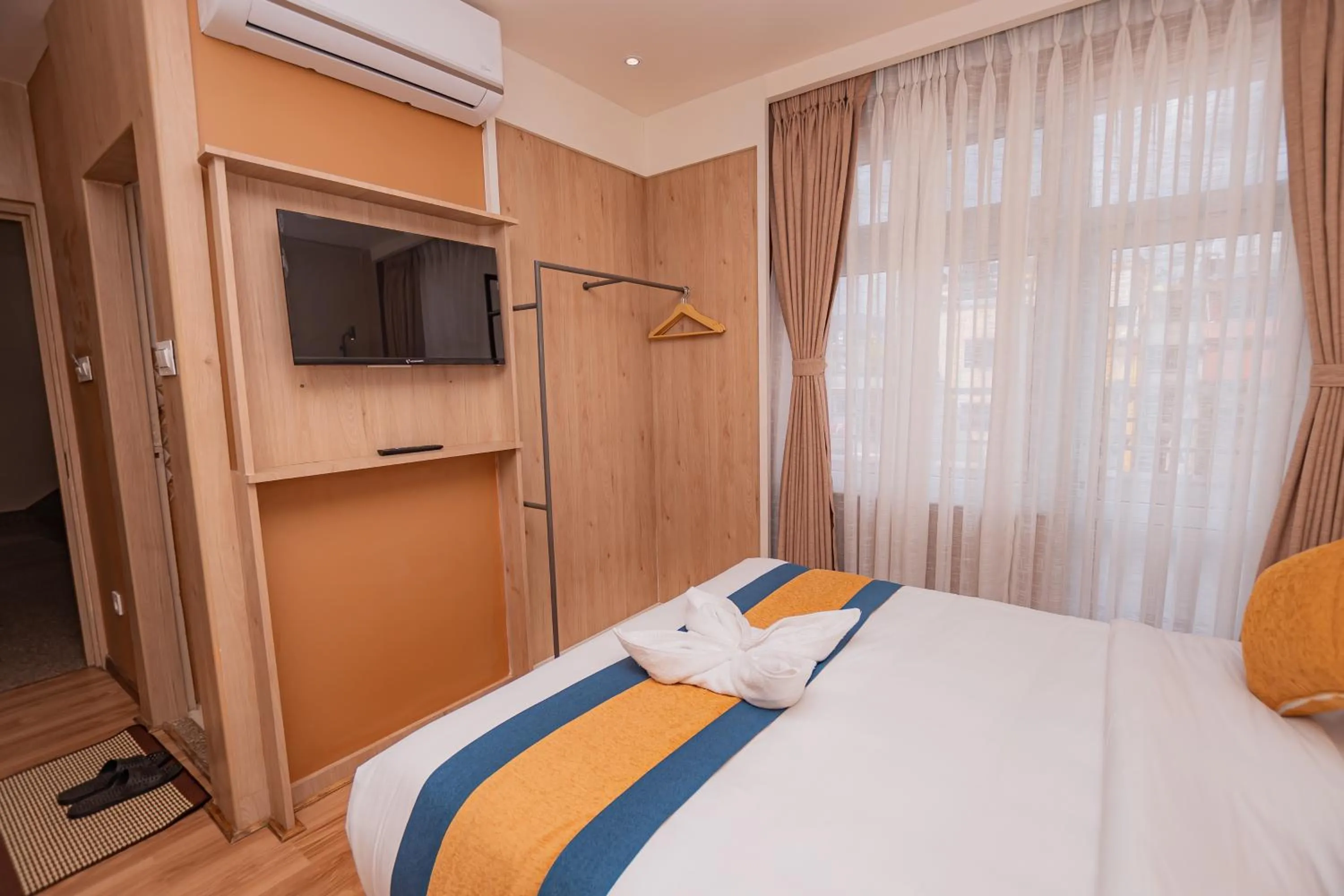 Bedroom, Bed in Hotel Vistara