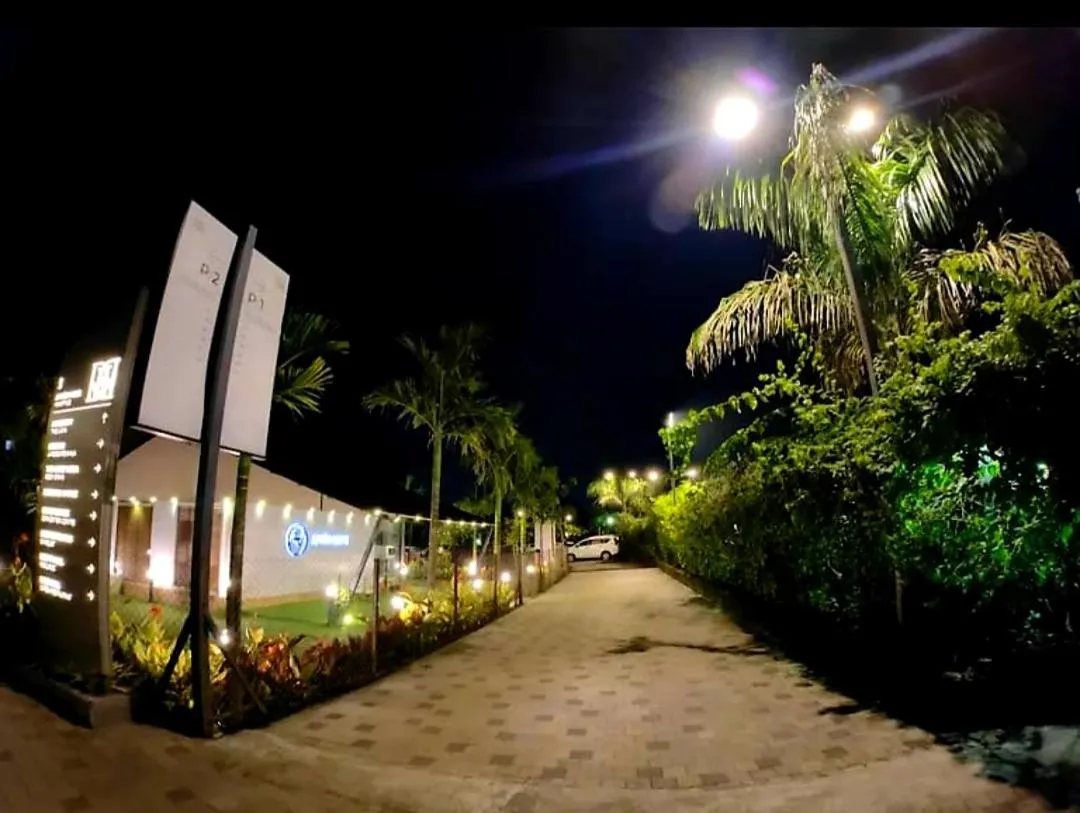 The Democracy Hotel & Resorts