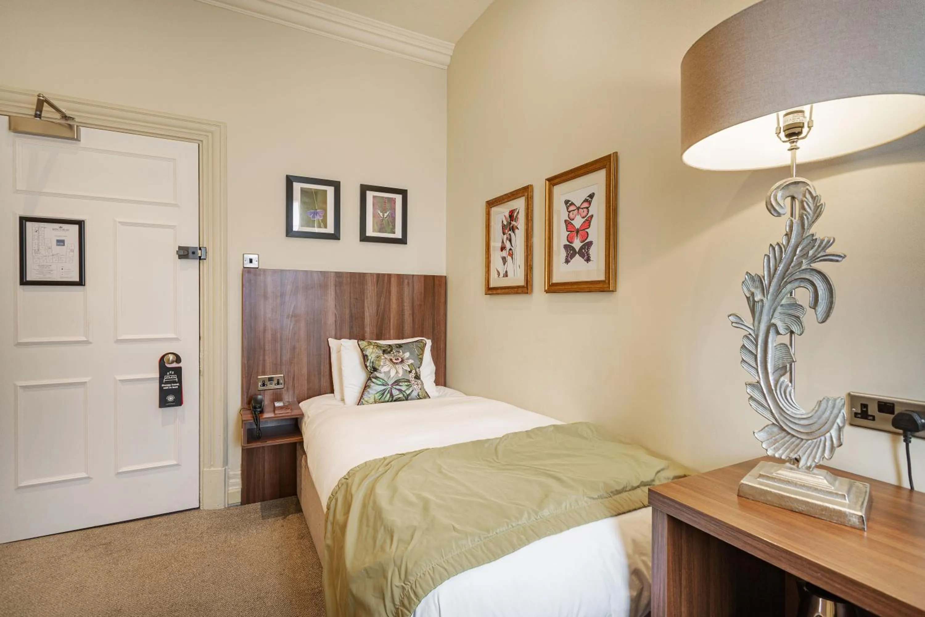 Bedroom, Bed in The Kings Head Hotel, Richmond, North Yorkshire - The Coaching Inn Group